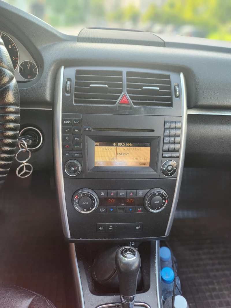 Mercedes-Benz B 180, снимка 3 - Автомобили и джипове - 51608244