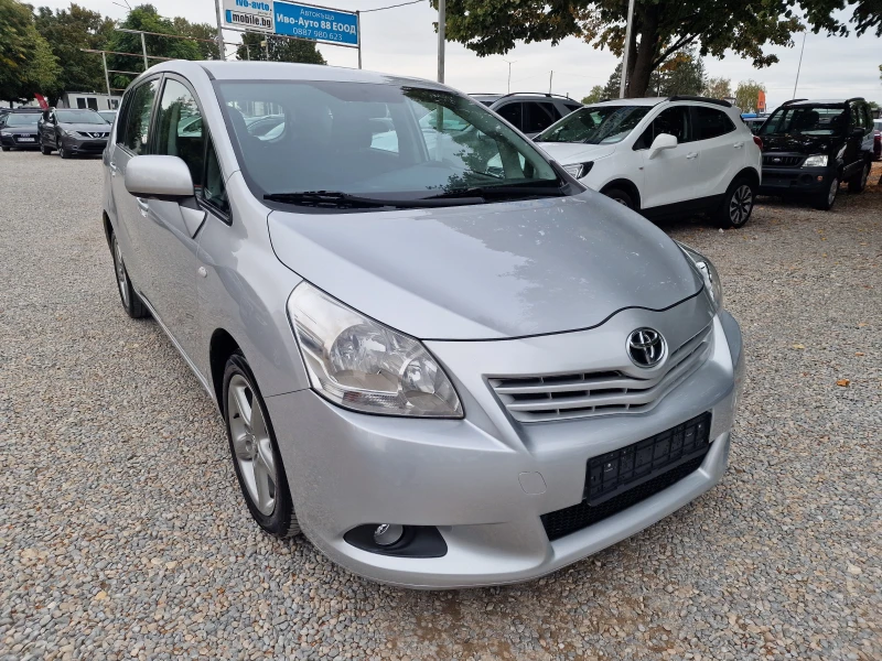 Toyota Verso 1.6i-132k.s-NAVI-6+ 1-EURO 5, снимка 3 - Автомобили и джипове - 51881874