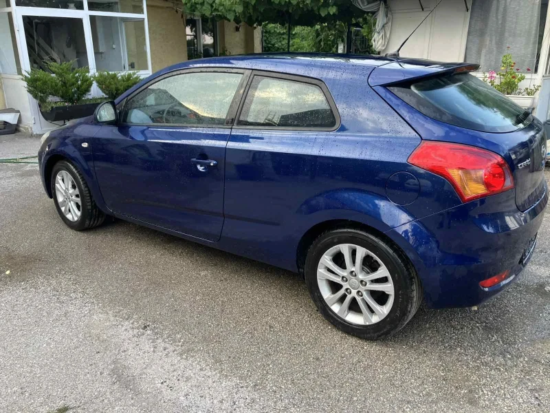 Kia Ceed 1.4 16v, снимка 6 - Автомобили и джипове - 52498570