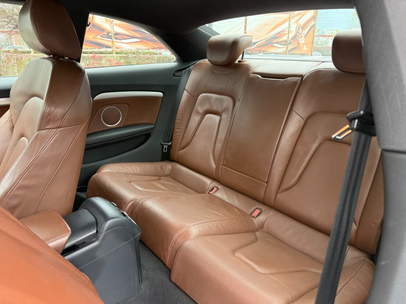 Audi A5 3.0TDI 239кс Quattro/Ръчни скорости, снимка 9 - Автомобили и джипове - 52652876