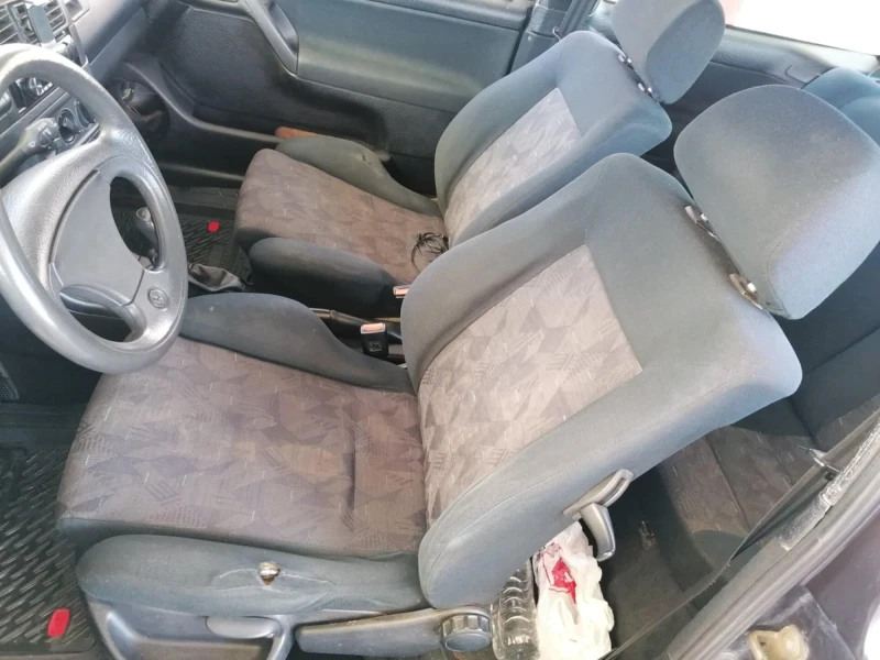 VW Golf 2.0 115, снимка 6 - Автомобили и джипове - 52821024