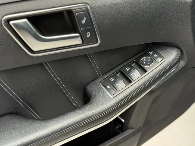 Mercedes-Benz E 350 D* 2015г* FULL FULL MAX* 212.000KM* Топ Състояние*, снимка 12 - Автомобили и джипове - 52860290