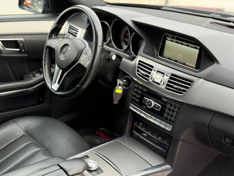 Mercedes-Benz E 350 D* 2015г* FULL FULL MAX* 212.000KM* Топ Състояние*, снимка 13 - Автомобили и джипове - 52860290