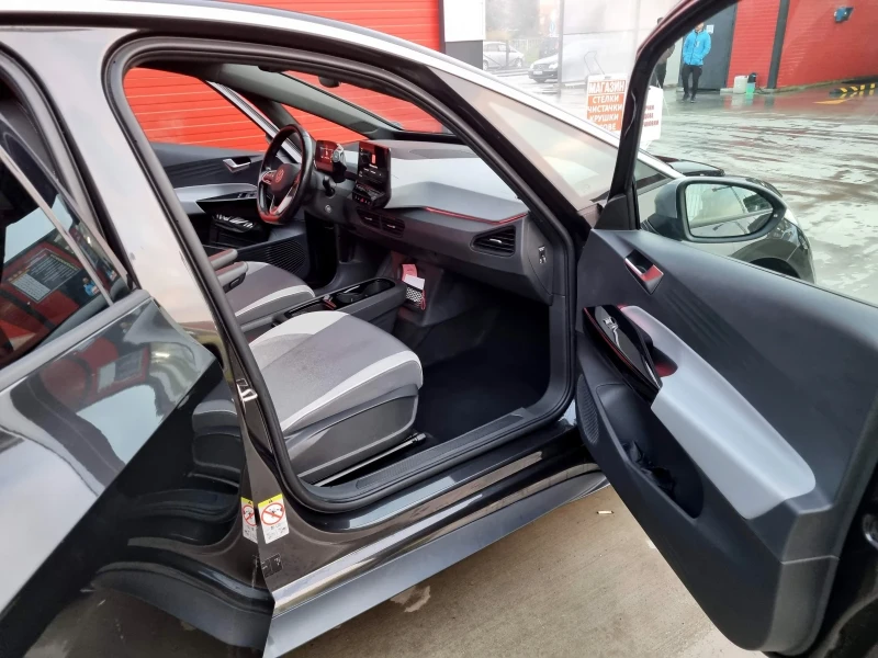 VW ID.3 Гаранционна 204 к.с./62 kwh/450км/1st/LED/, снимка 7 - Автомобили и джипове - 53138251
