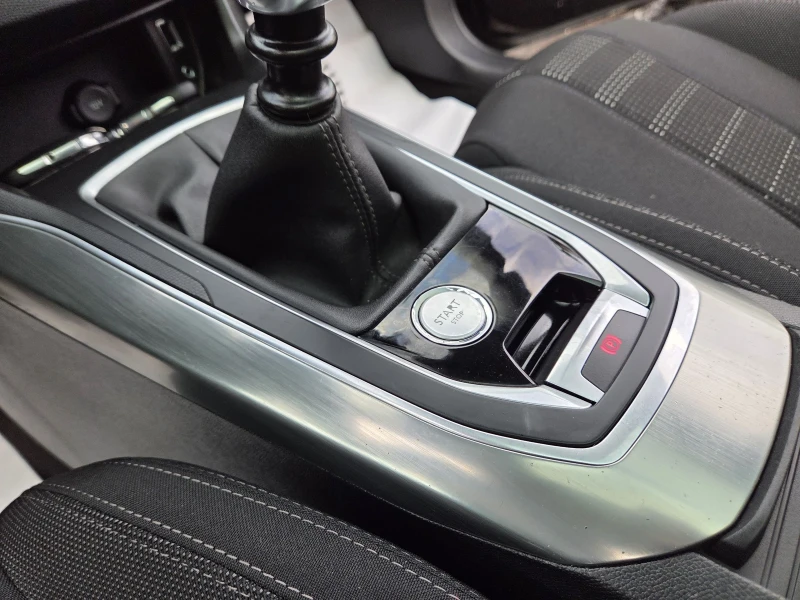 Peugeot 308 2017г./ ПАНОРАМА/ ALLURE/ EURO6, снимка 8 - Автомобили и джипове - 53385640