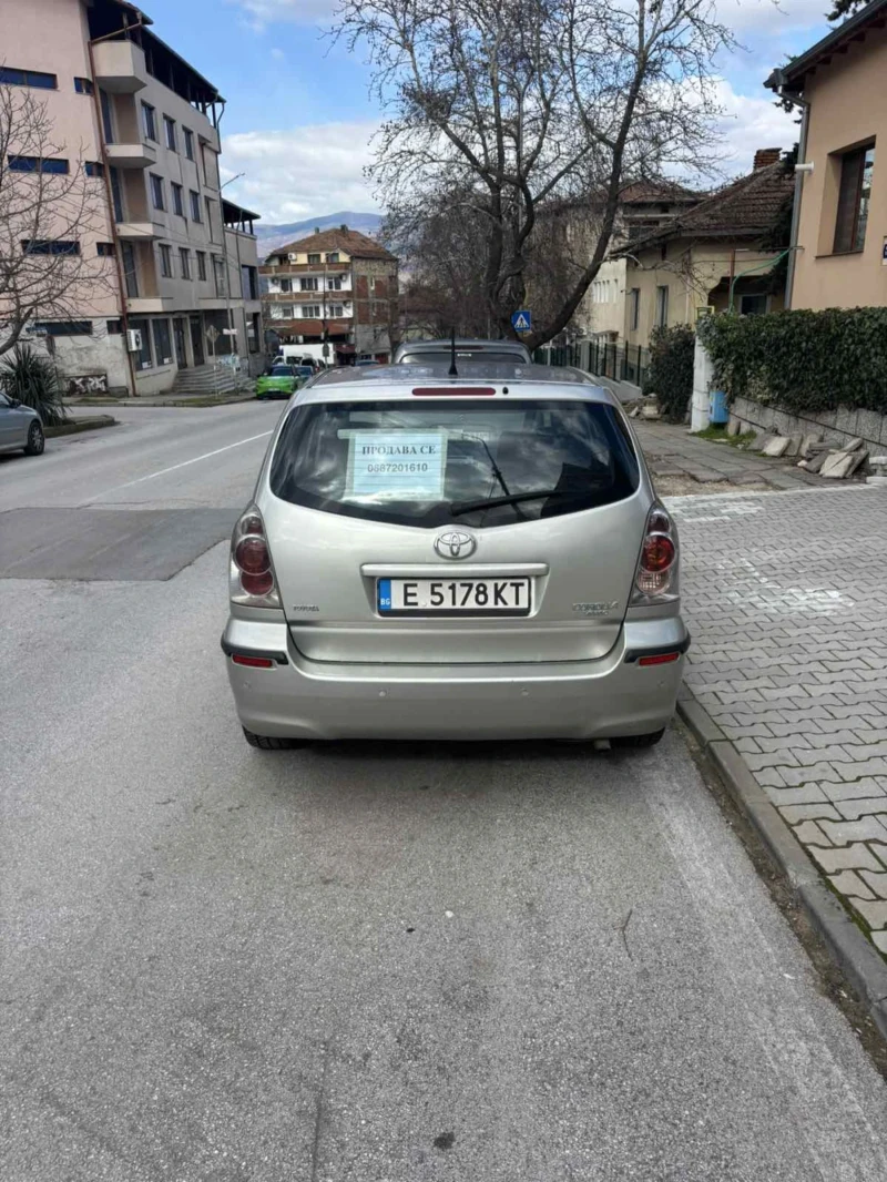 Toyota Corolla verso 2.0 D4D 116HP, снимка 3 - Автомобили и джипове - 53541295