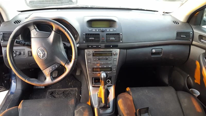 Toyota Avensis 2.0d4d-2.2D4D 3-БРОЯ, снимка 4 - Автомобили и джипове - 20046846