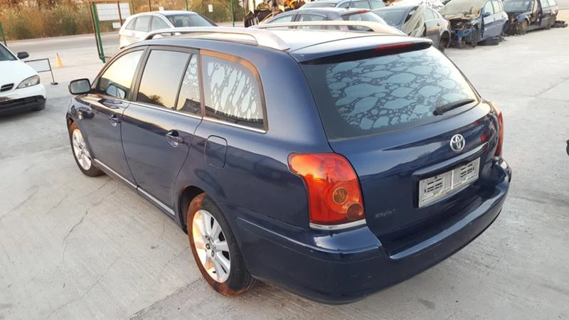 Toyota Avensis 2.0d4d-2.2D4D 3-БРОЯ, снимка 8 - Автомобили и джипове - 20046846