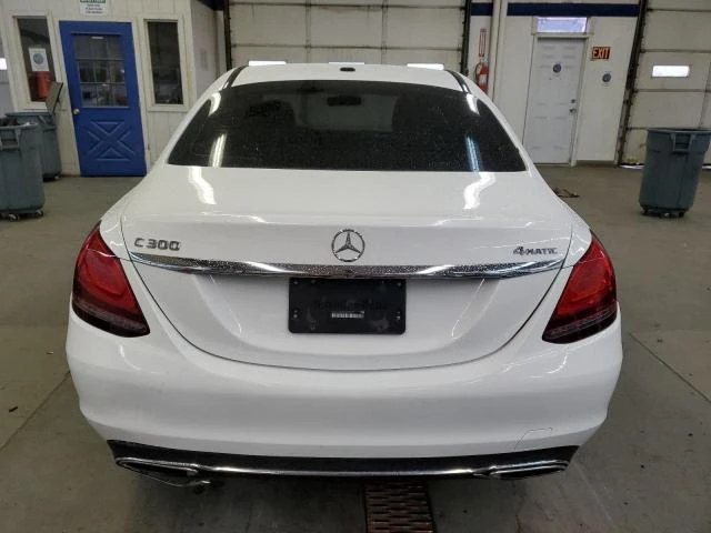 Mercedes-Benz C 300 4MATIC, снимка 6 - Автомобили и джипове - 48297261