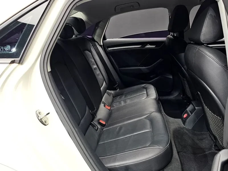 Audi A3 2.0 Tdi 8V, снимка 12 - Автомобили и джипове - 56112385