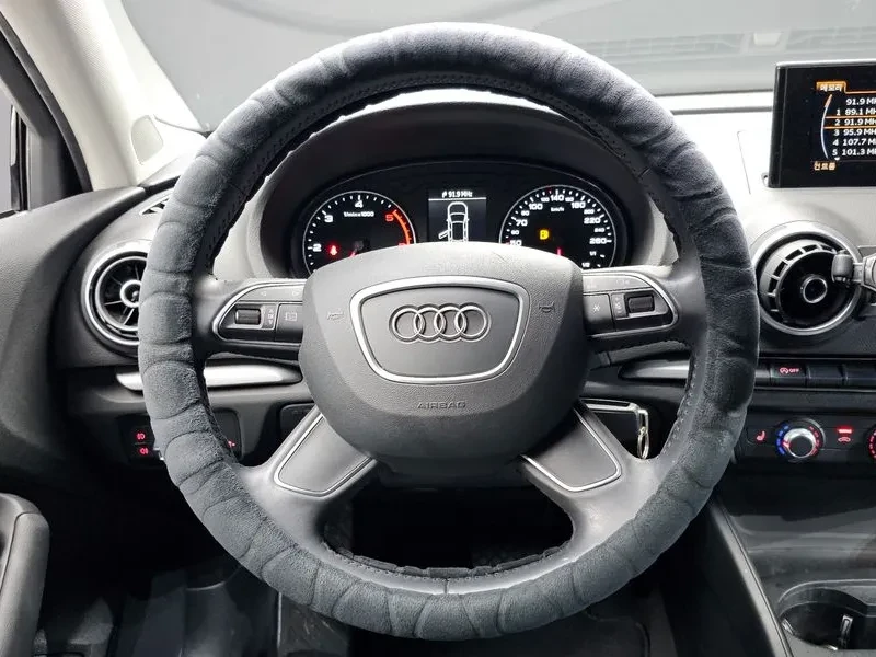 Audi A3 2.0 Tdi 8V, снимка 13 - Автомобили и джипове - 56112385
