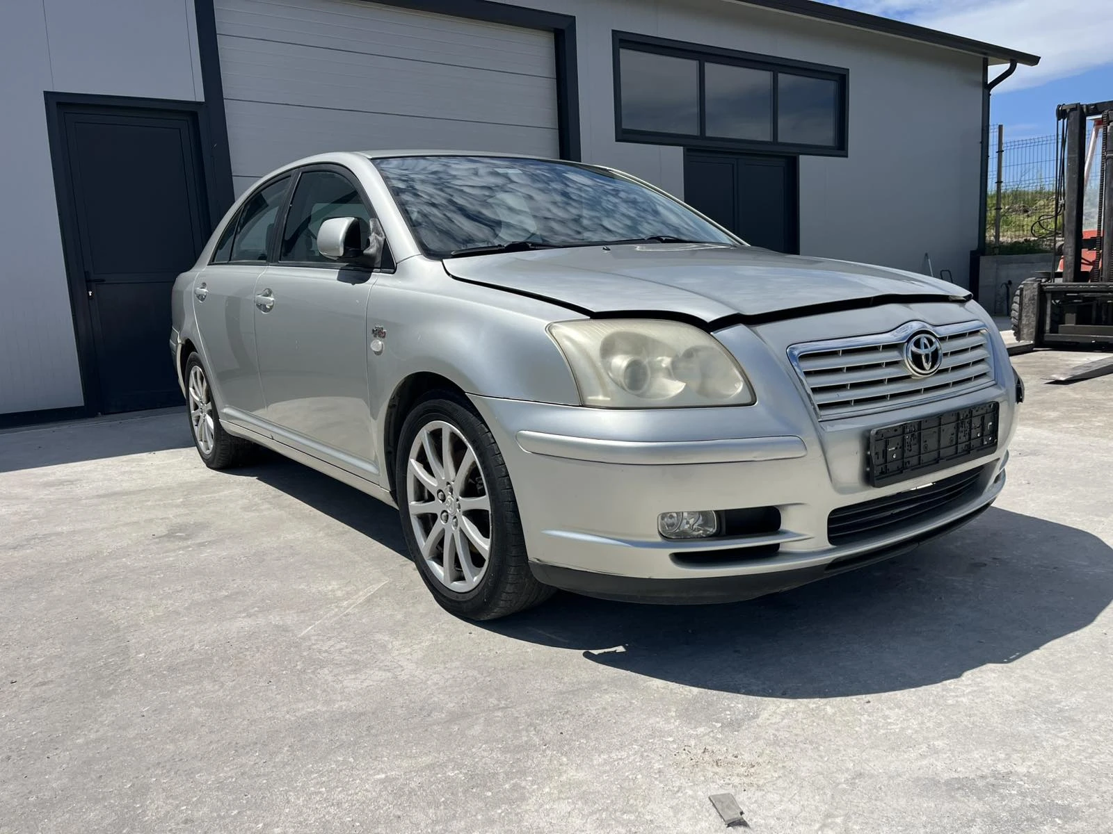 Toyota Avensis 2.0d4d-2.2D4D 3-БРОЯ