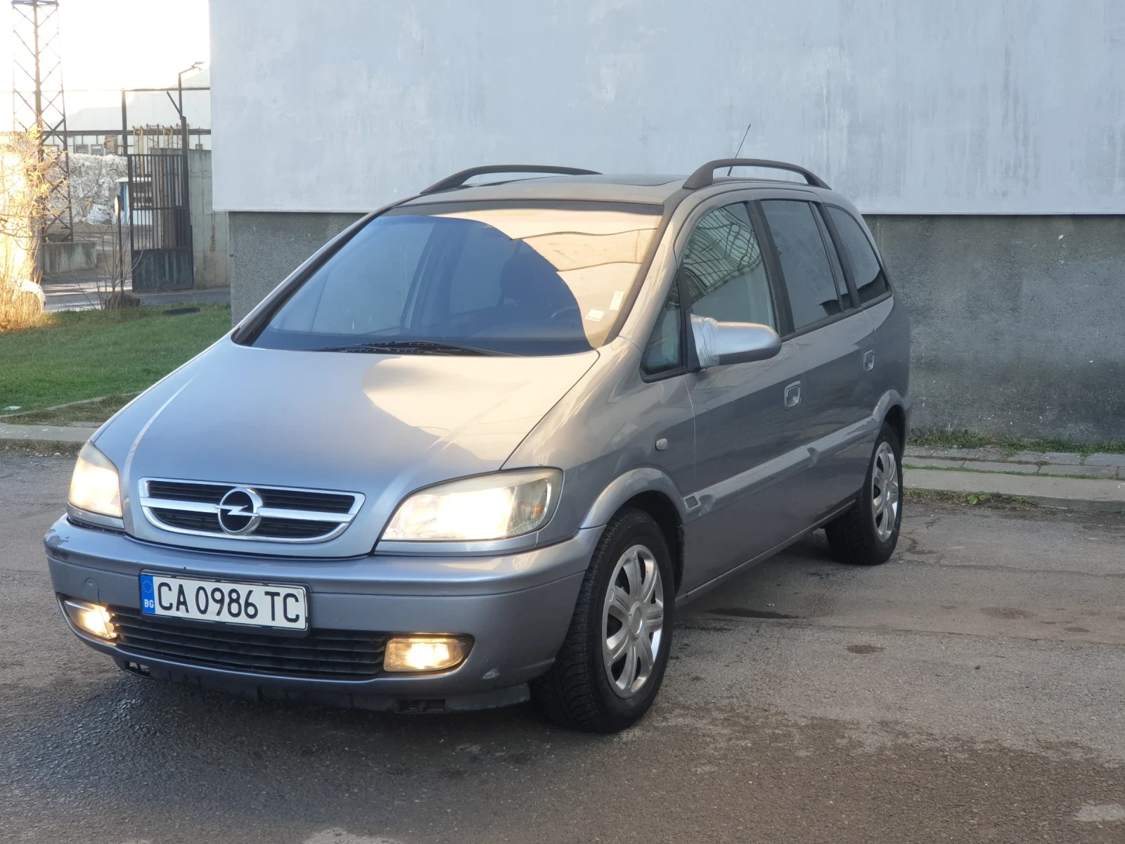 Opel Zafira 2.2  - изображение 2