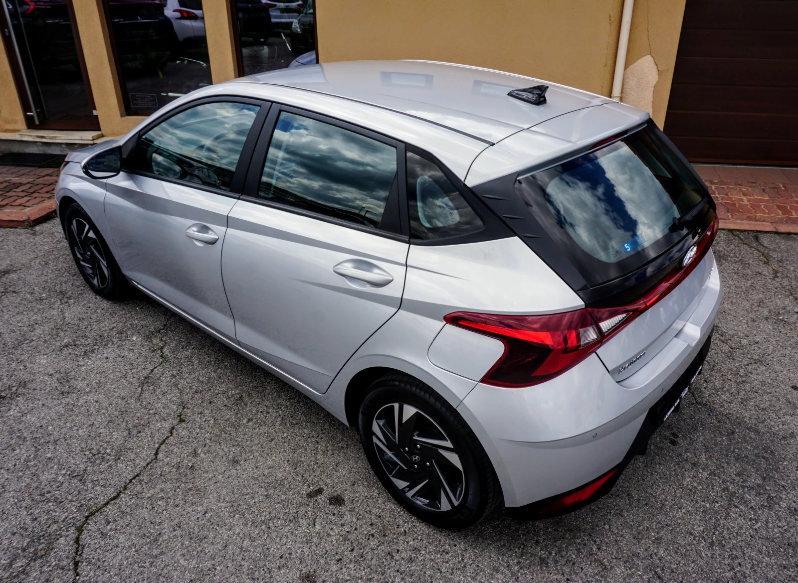 Hyundai I20 1.2MPI CONNECTLINE  - изображение 4