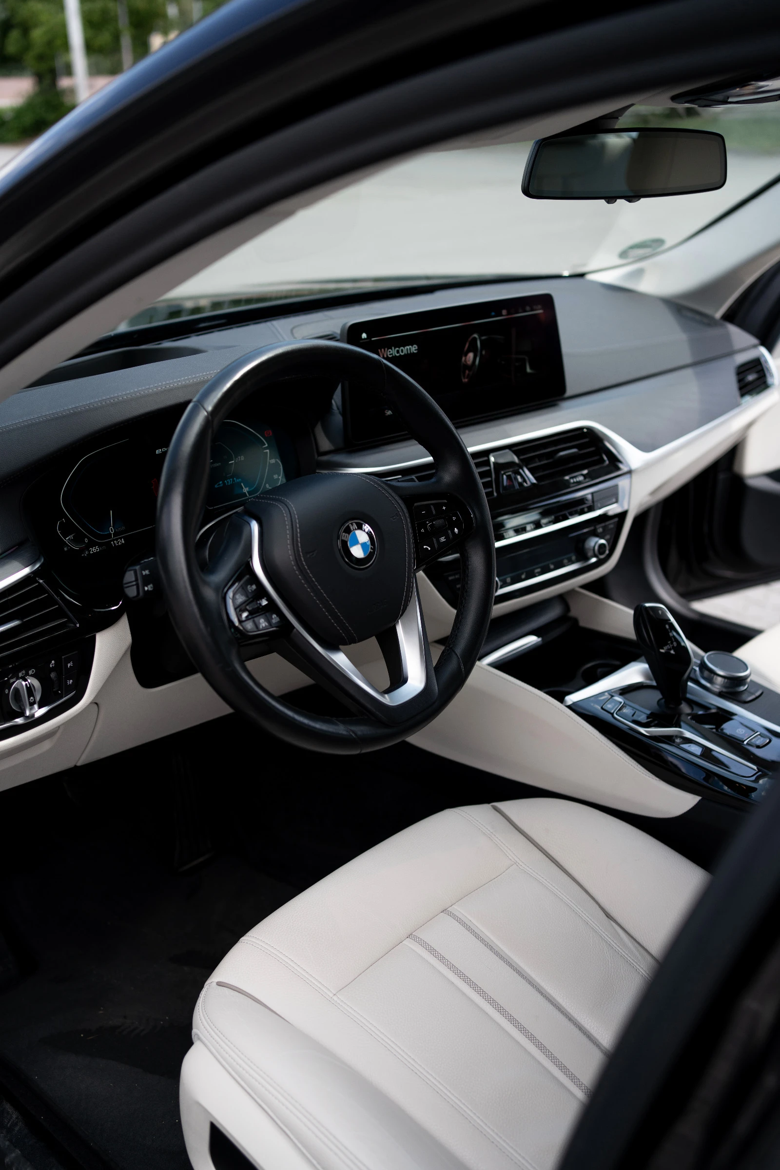 BMW 530 530e - изображение 7