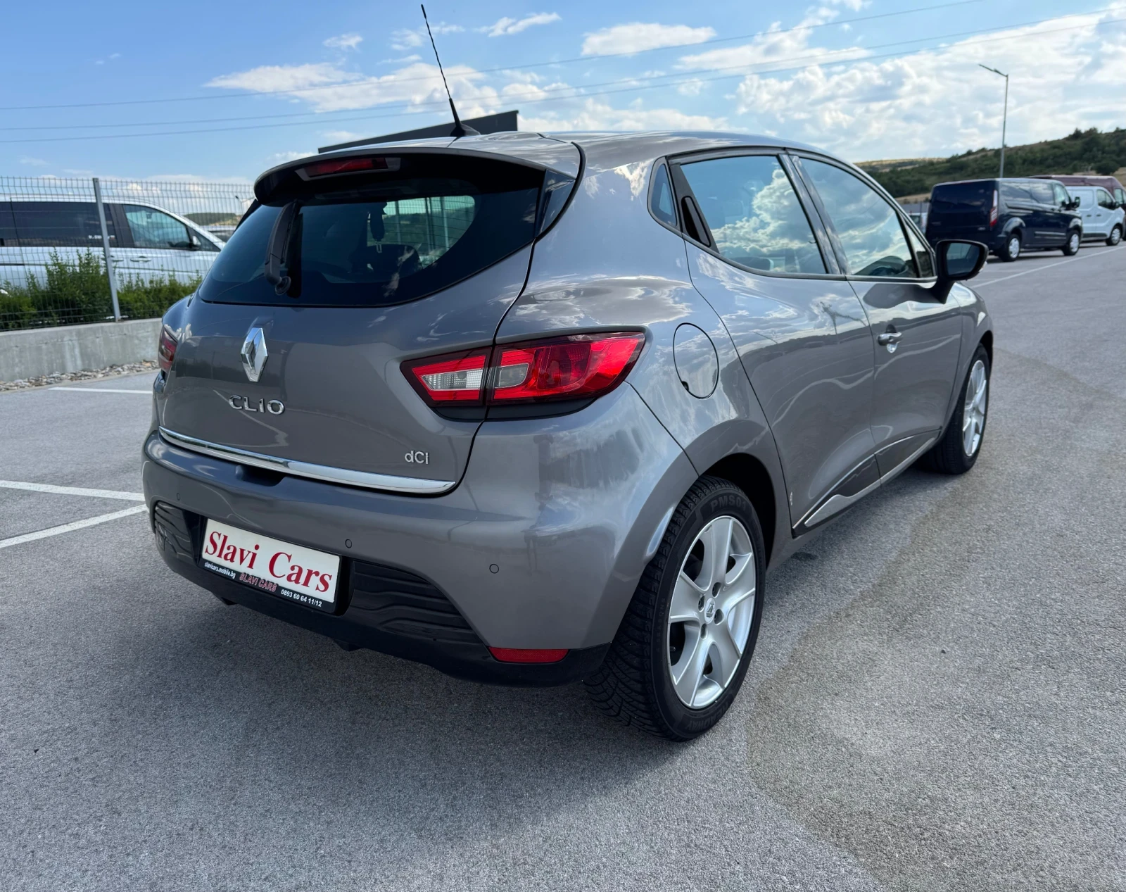 Renault Clio 1.5 DCI - CAR PLAY  - изображение 4