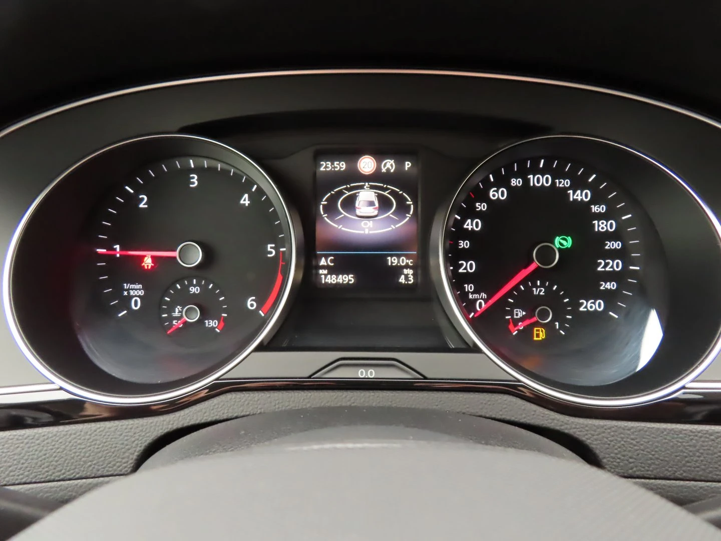 VW Passat Business 2.0 TDI SCR DSG | Mobile.bg � ����������� 12