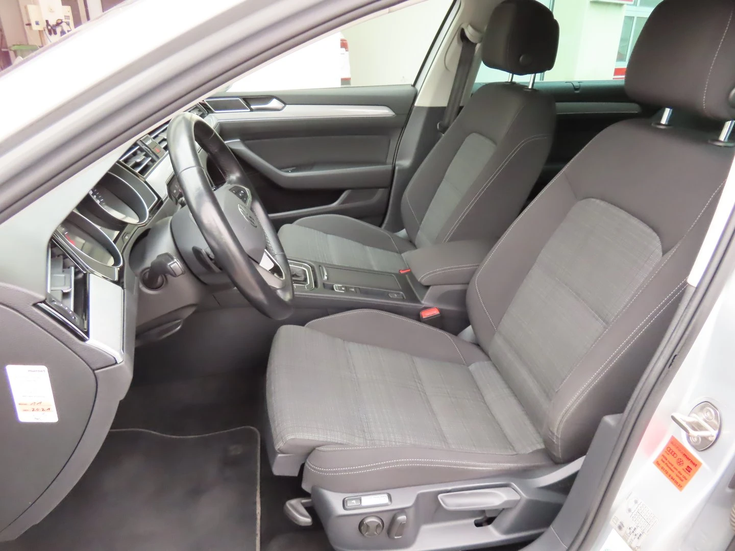 VW Passat Business 2.0 TDI SCR DSG - изображение 5