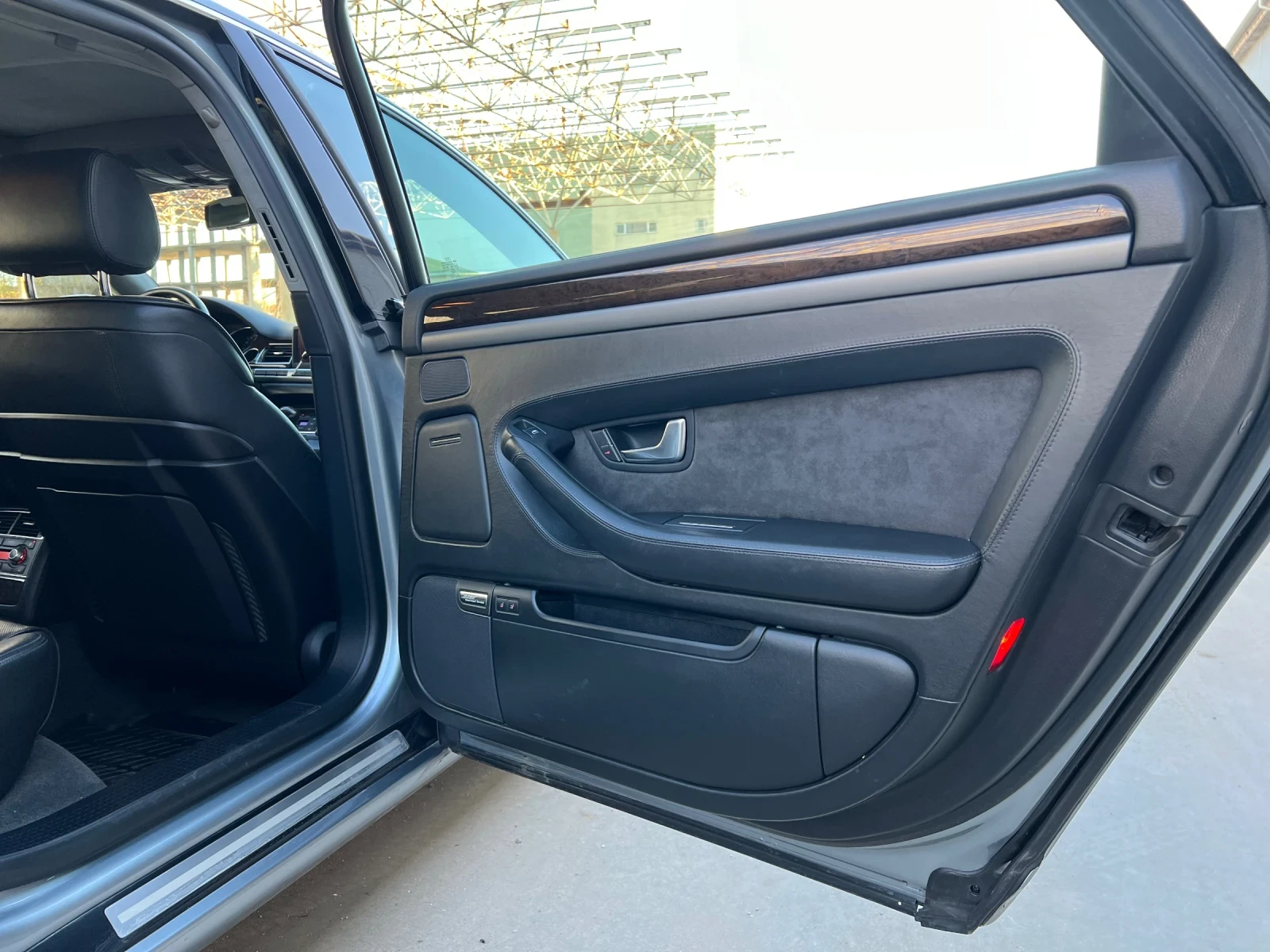 Audi A8 4.2i Long LPG - изображение 9