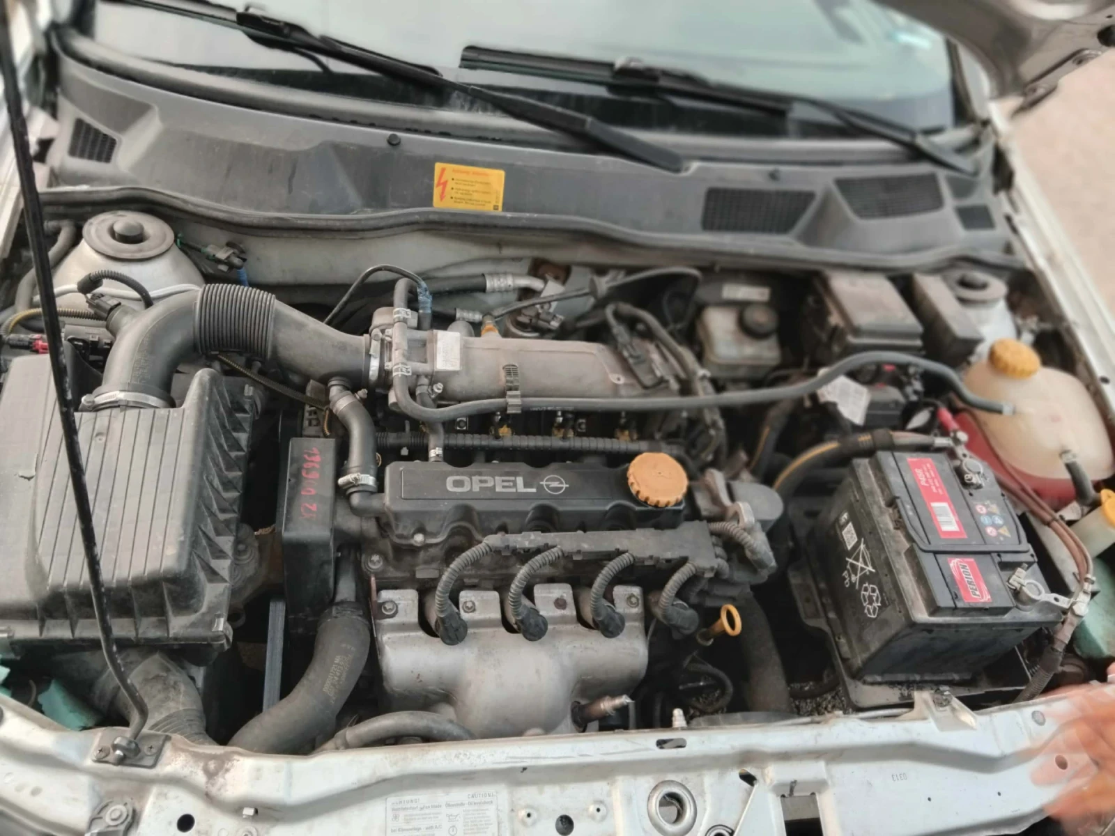 Opel Astra 1.6 - изображение 3