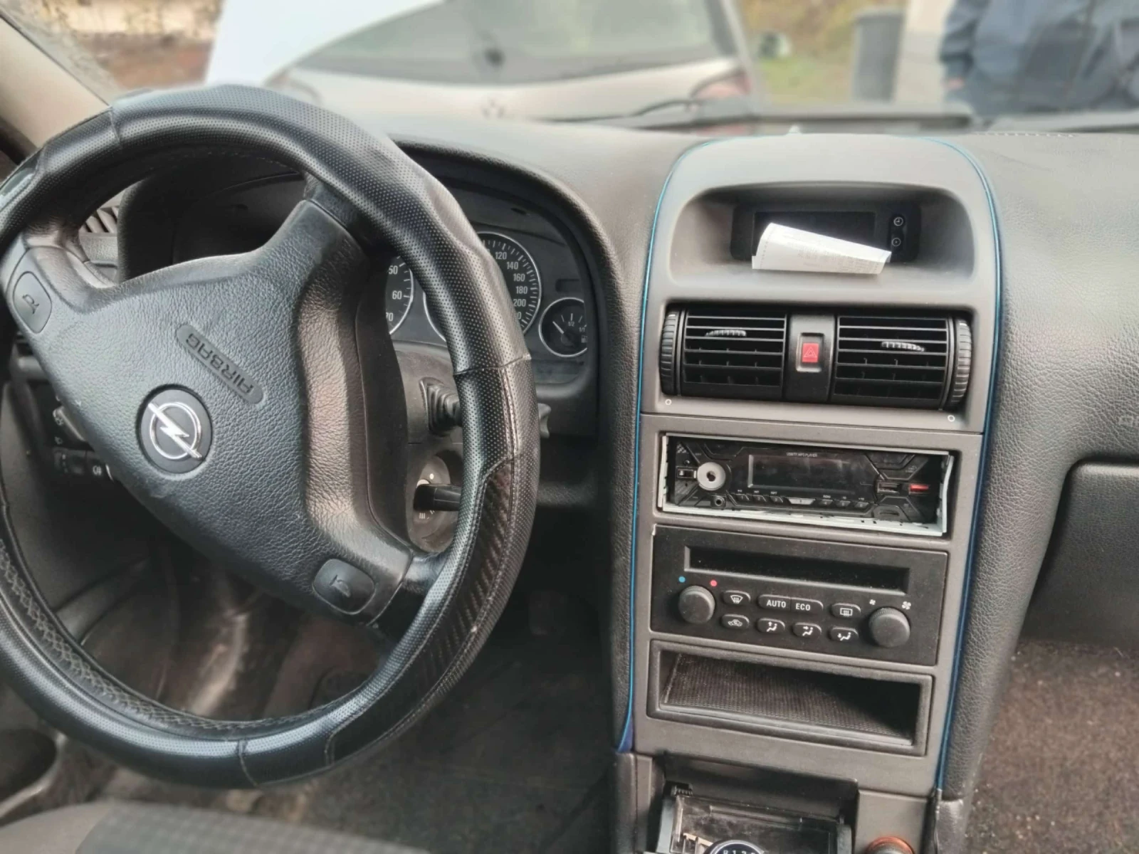 Opel Astra 1.6 - изображение 6