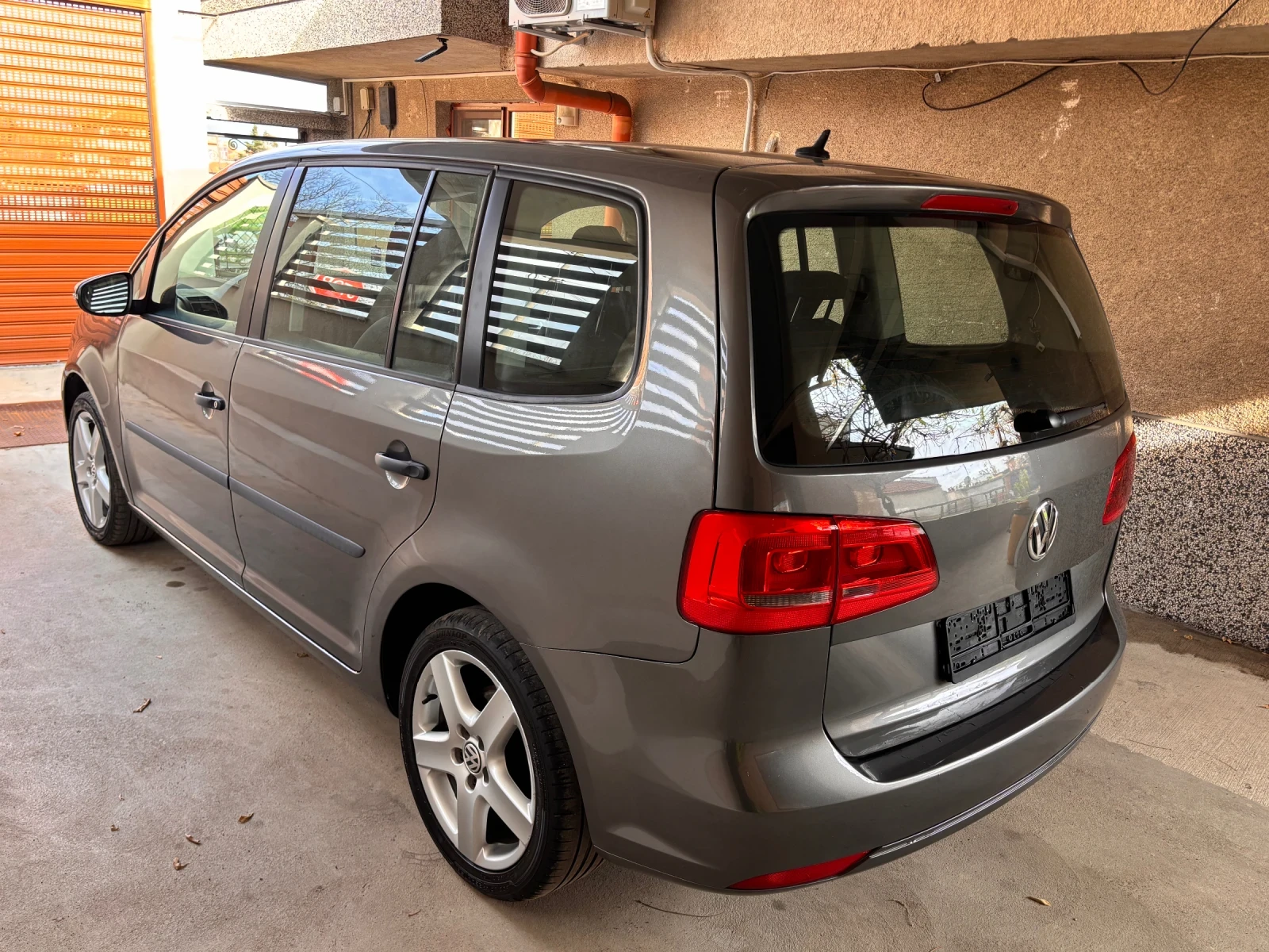 VW Touran  - изображение 5