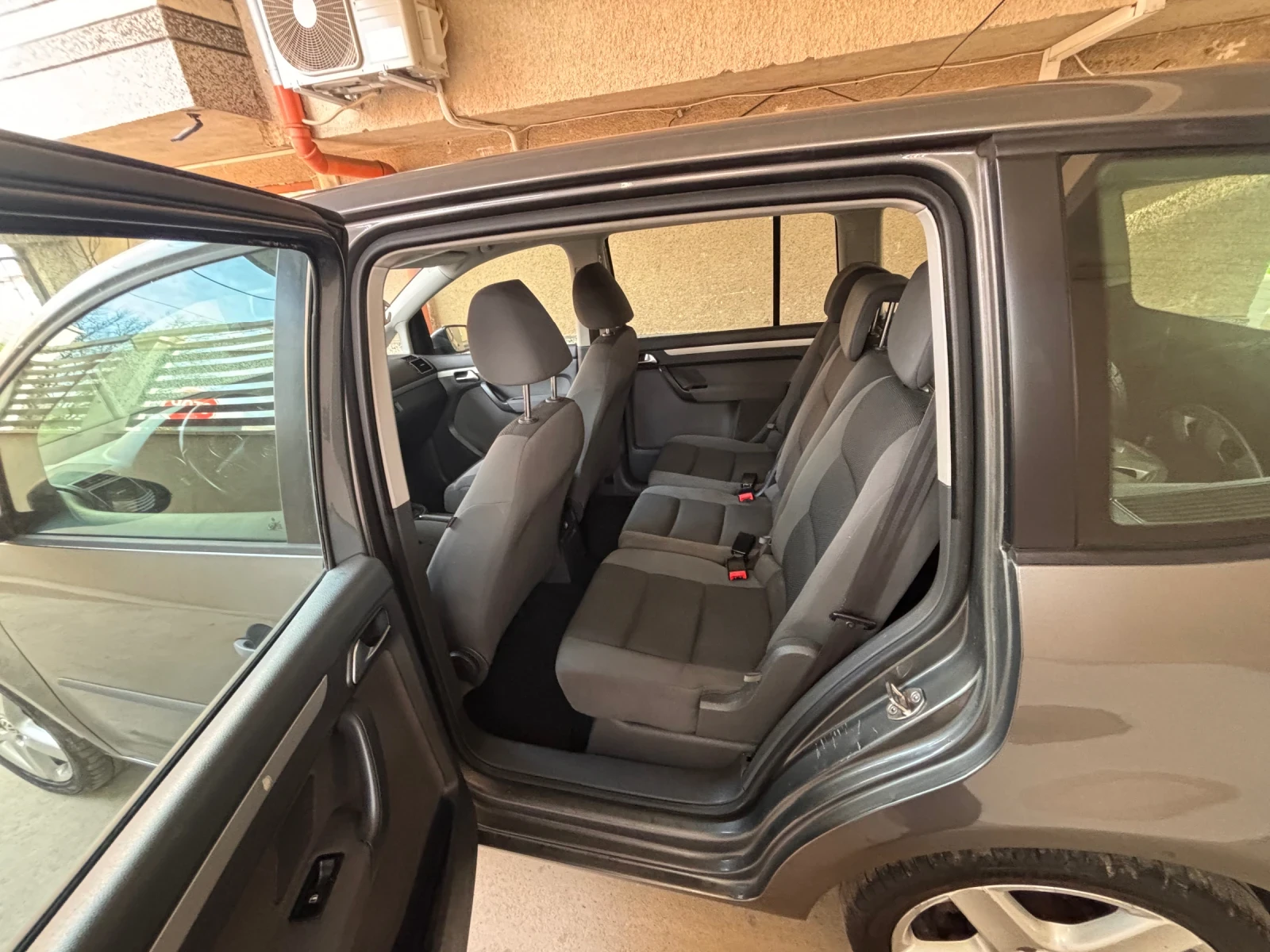 VW Touran  - изображение 10