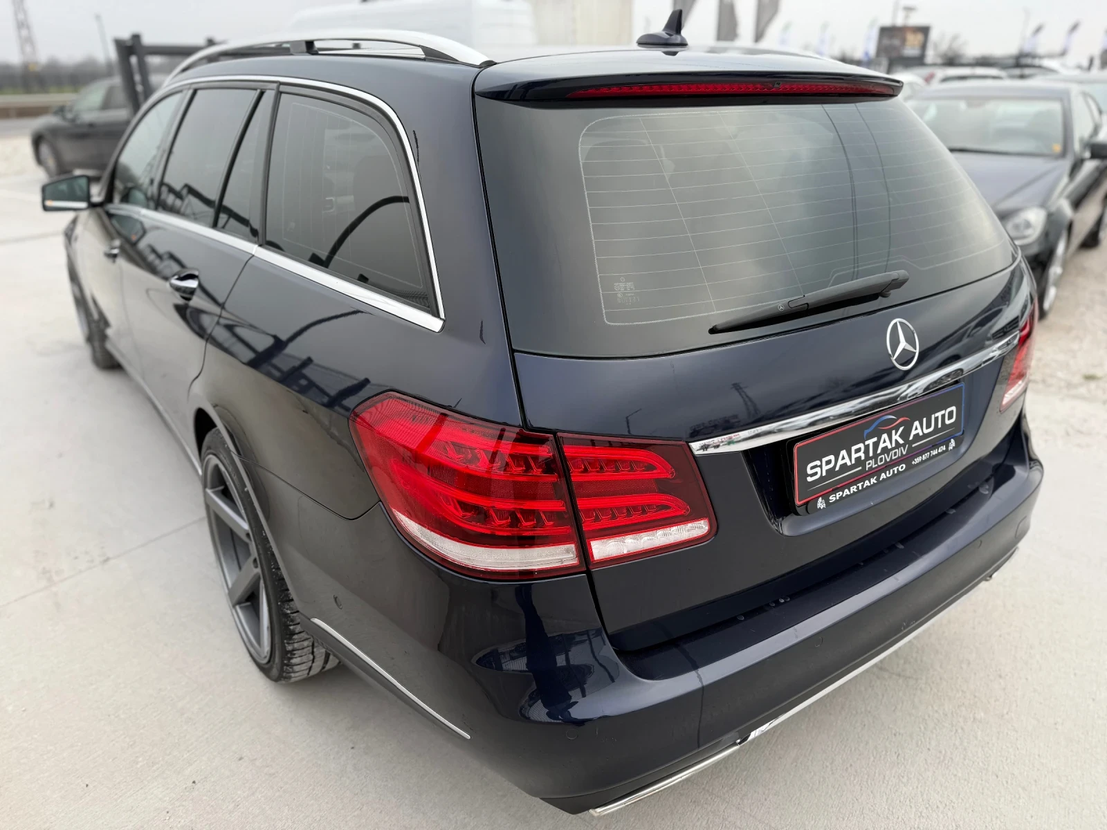 Mercedes-Benz E 350 D* 2015г* FULL FULL MAX* 212.000KM* Топ Състояние* - изображение 6