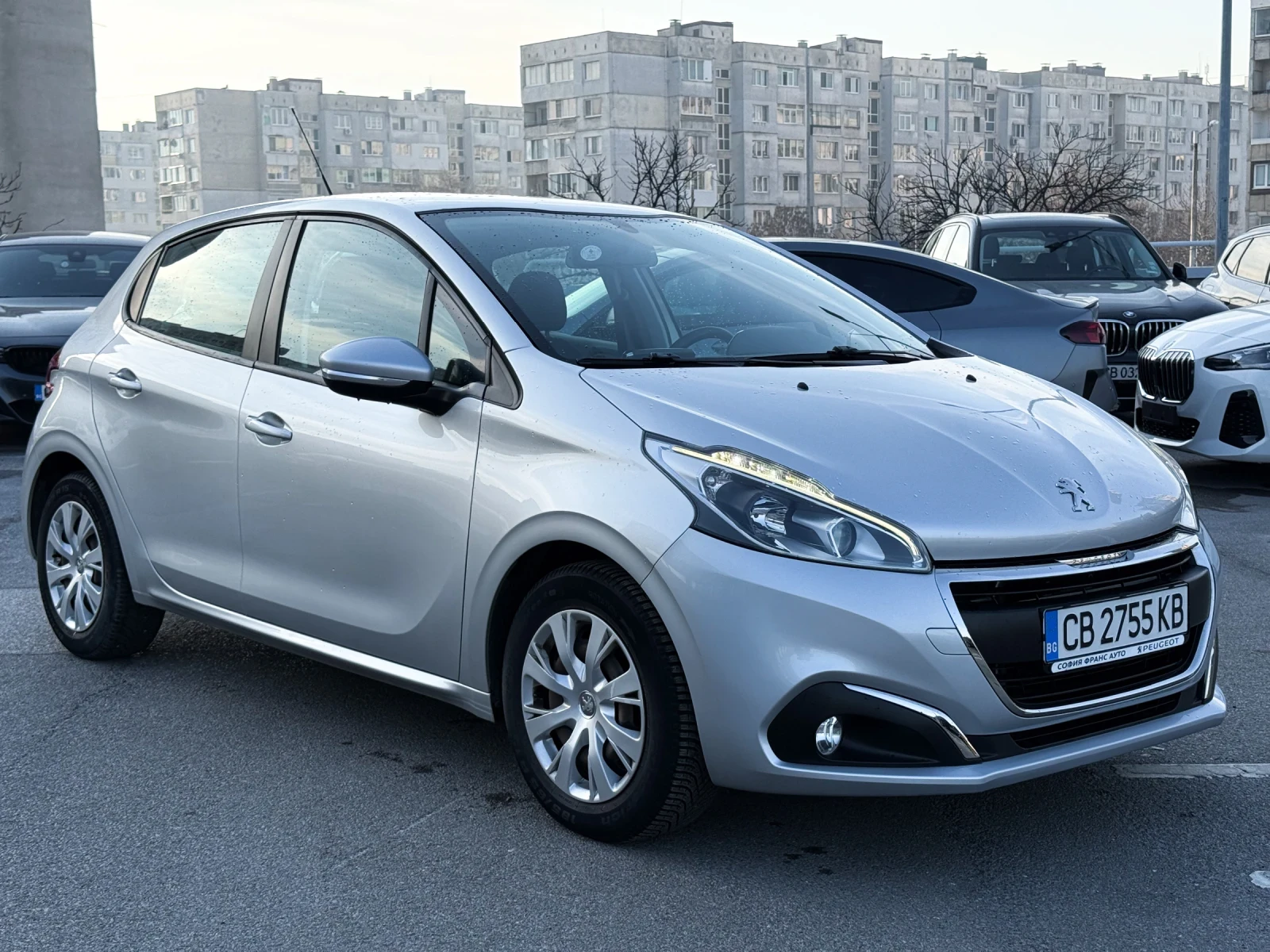 Peugeot 208 1.2 PureTech * 82p.s * Facelift * От България - изображение 3