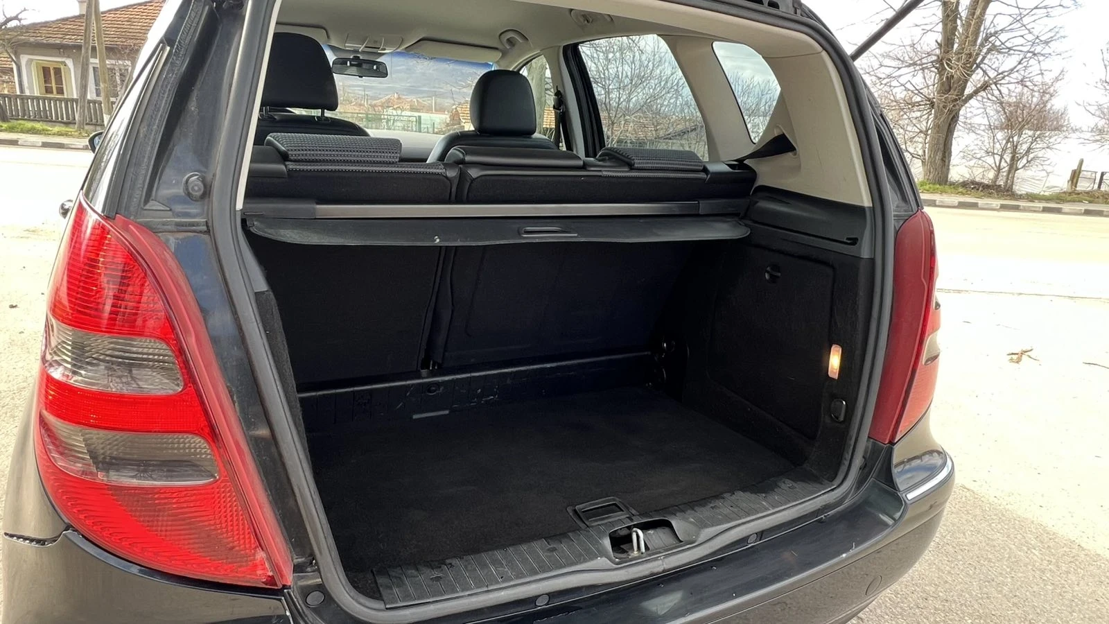 Mercedes-Benz A 150 A Class, 95к.с., снимка 14 - Автомобили и джипове - 53721816