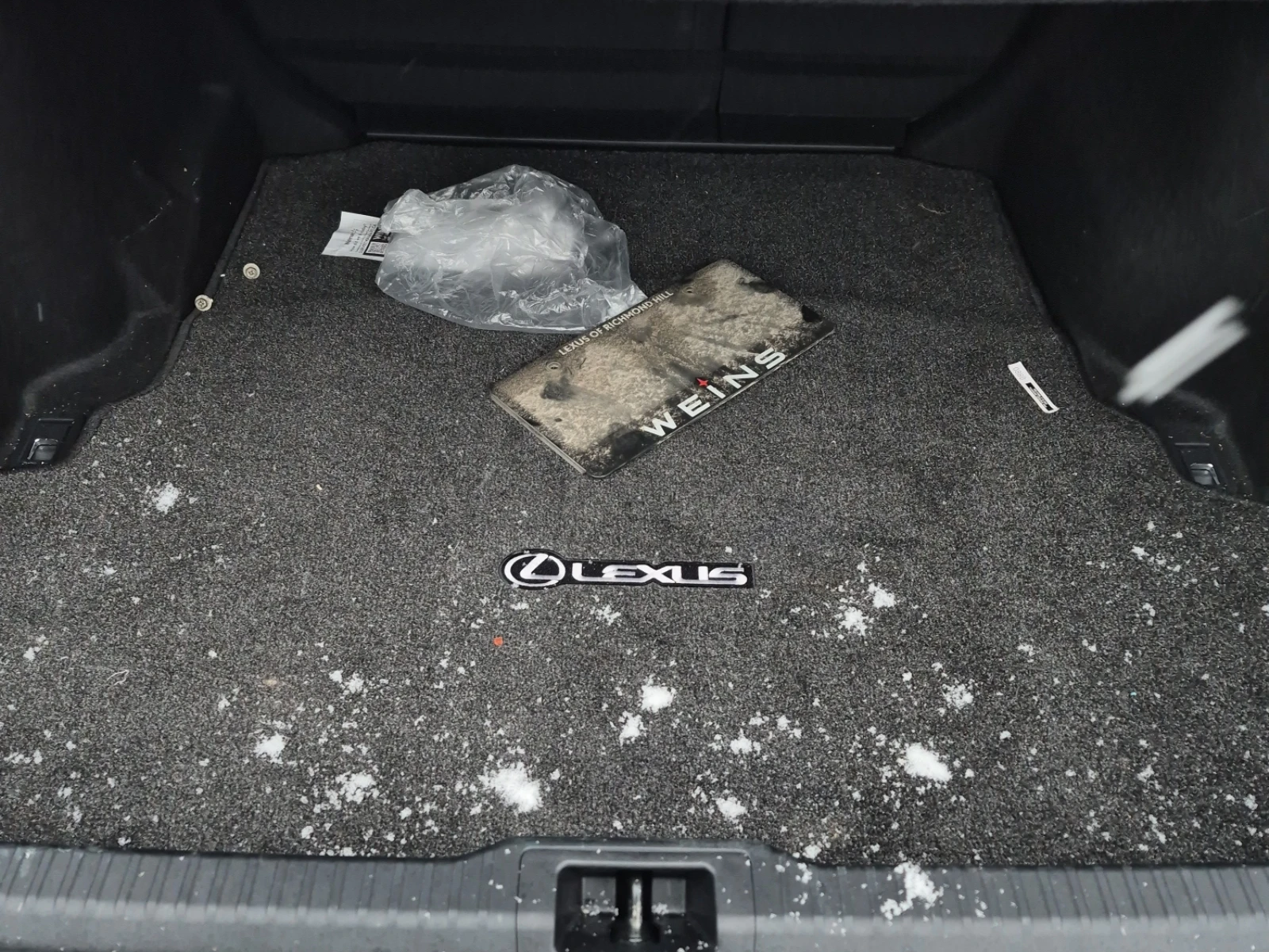 Lexus IS 300 AWD 3.5L, снимка 10 - Автомобили и джипове - 53770923