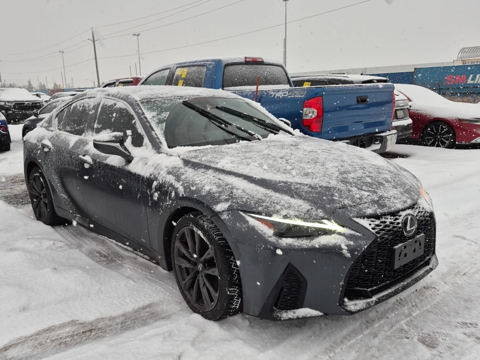Lexus IS 300 AWD 3.5L, снимка 2 - Автомобили и джипове - 53770923