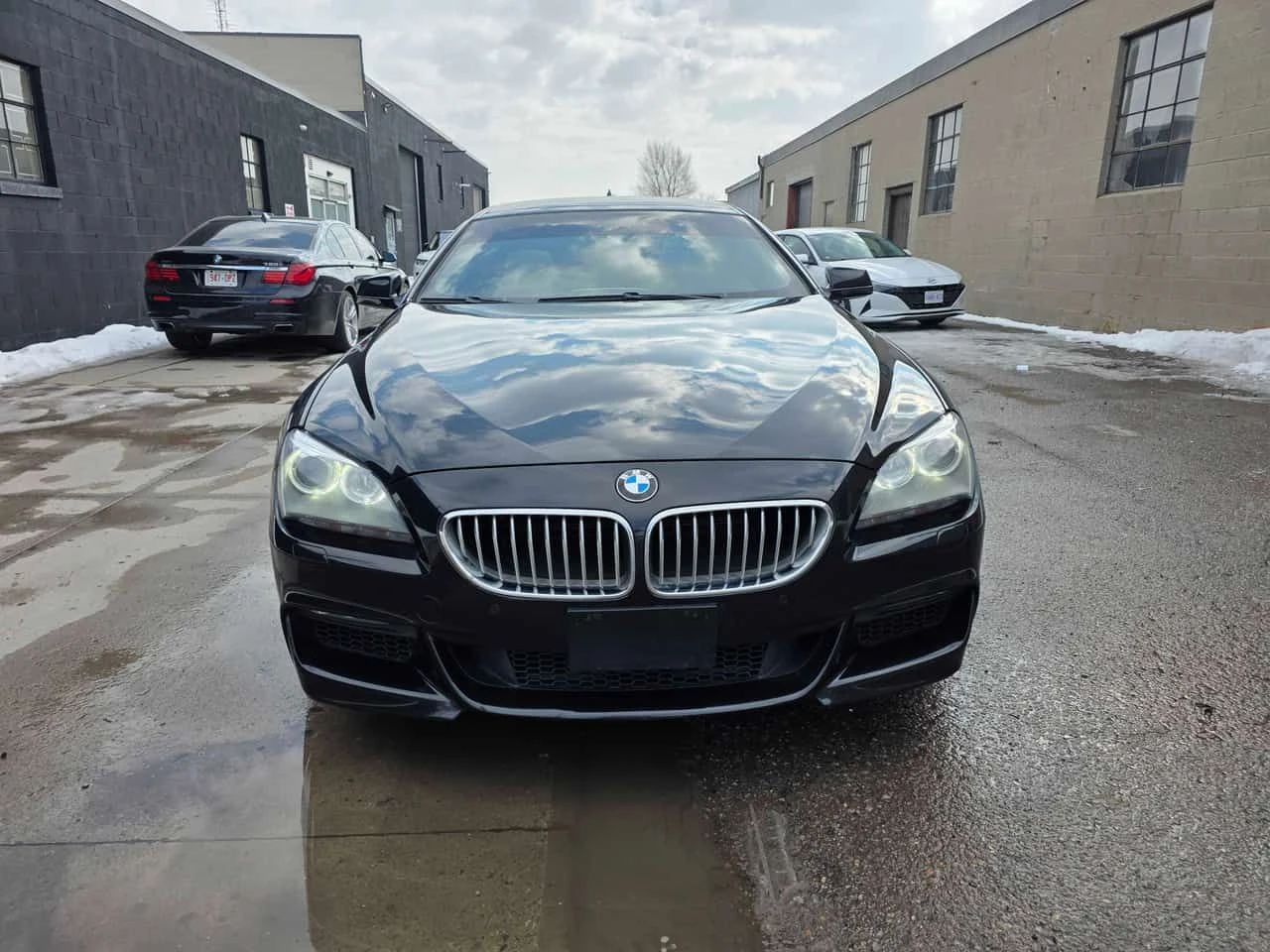 BMW 650 * 4dr Sdn xDrive * ПОДГРЕВ * КЛИП НА МОТОРА  - изображение 2