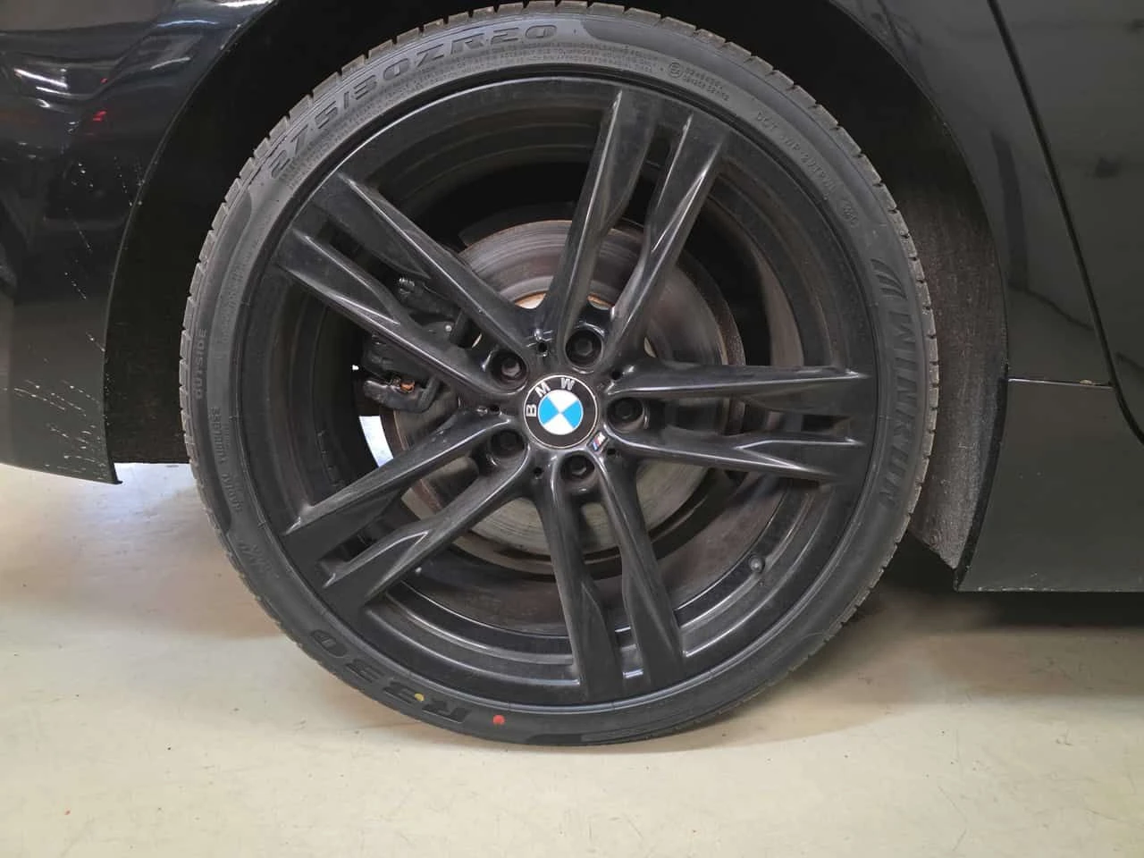 BMW 650 * 4dr Sdn xDrive * ПОДГРЕВ * КЛИП НА МОТОРА  - изображение 6