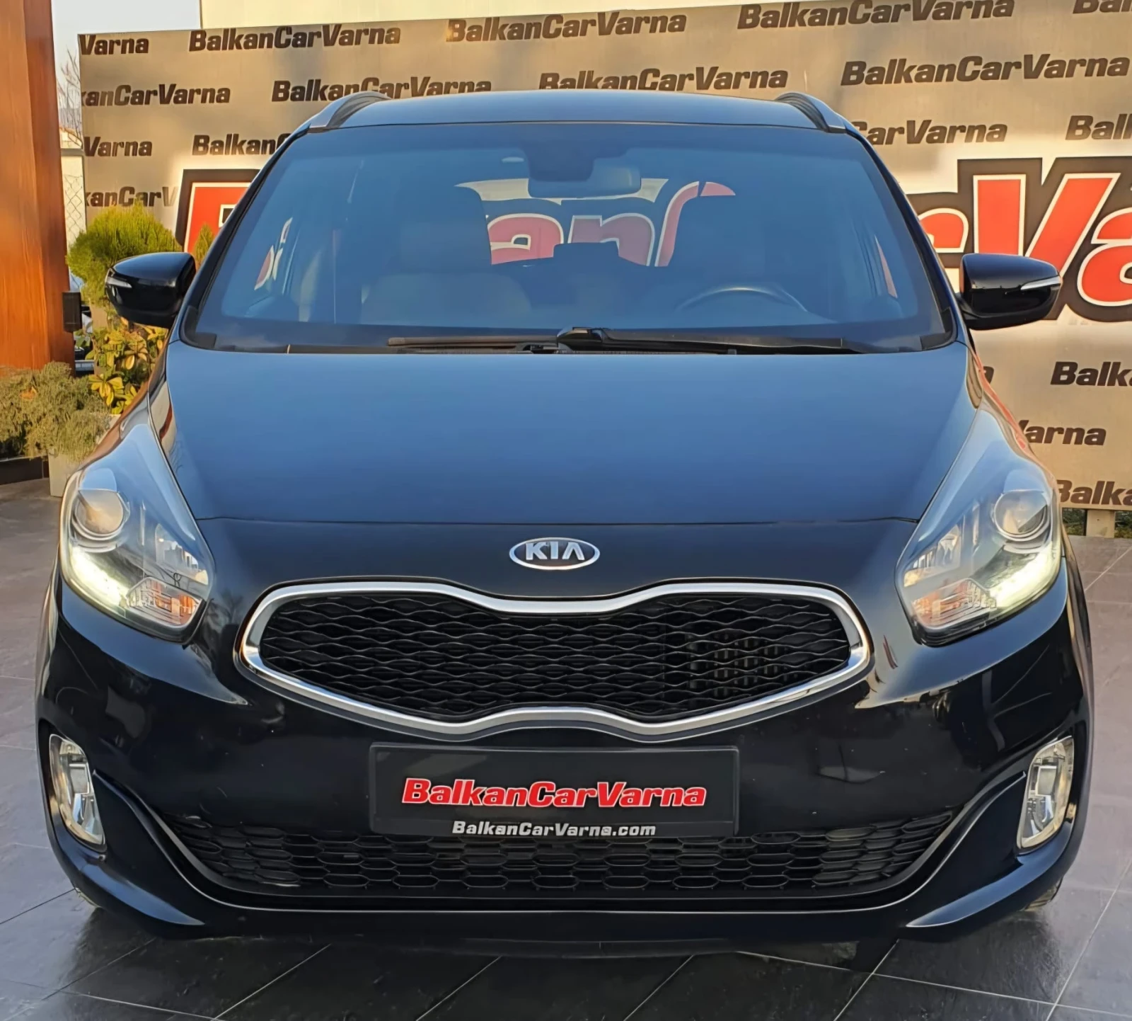 Kia Carens 1.7CRDI NAVI CLASSIC, снимка 3 - Автомобили и джипове - 53843702