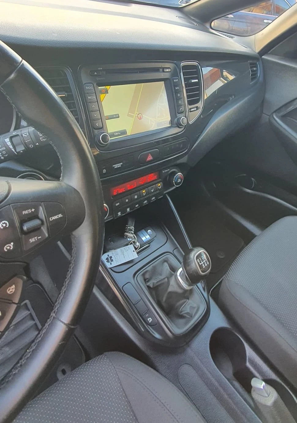 Kia Carens 1.7CRDI NAVI CLASSIC, снимка 8 - Автомобили и джипове - 53843702