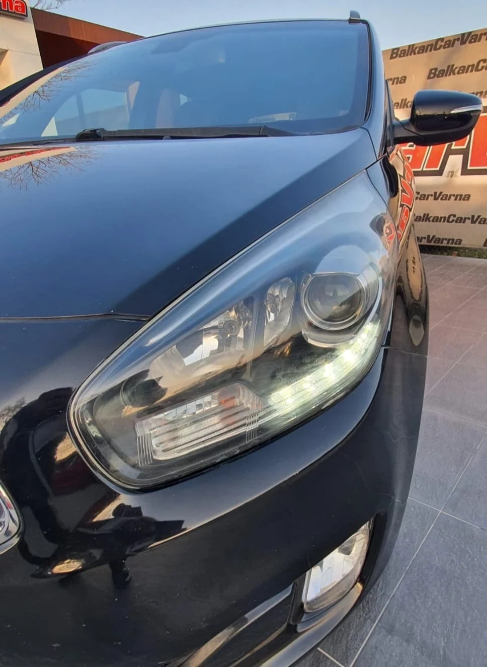 Kia Carens 1.7CRDI NAVI CLASSIC, снимка 5 - Автомобили и джипове - 53843702