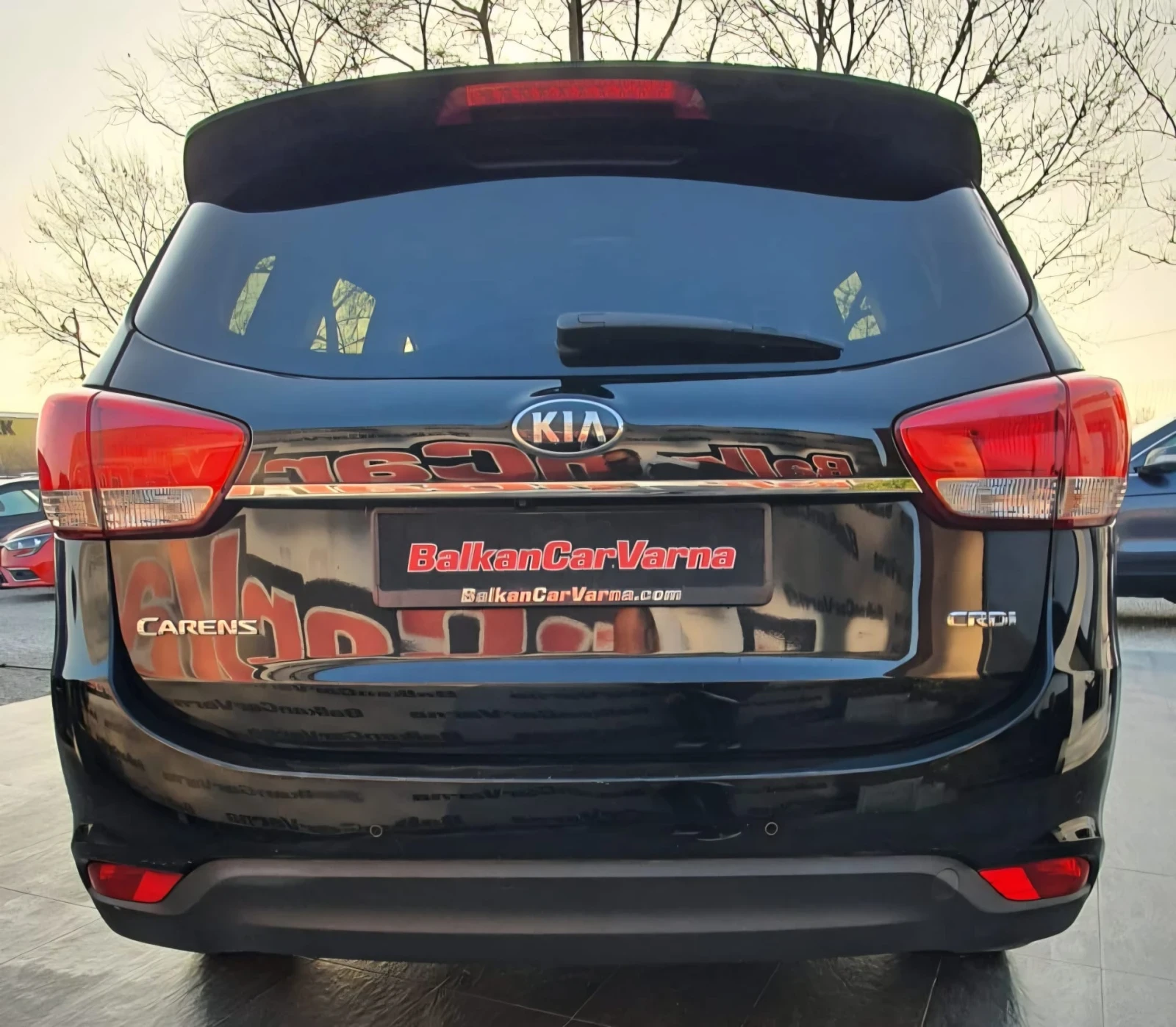 Kia Carens 1.7CRDI NAVI CLASSIC, снимка 11 - Автомобили и джипове - 53843702
