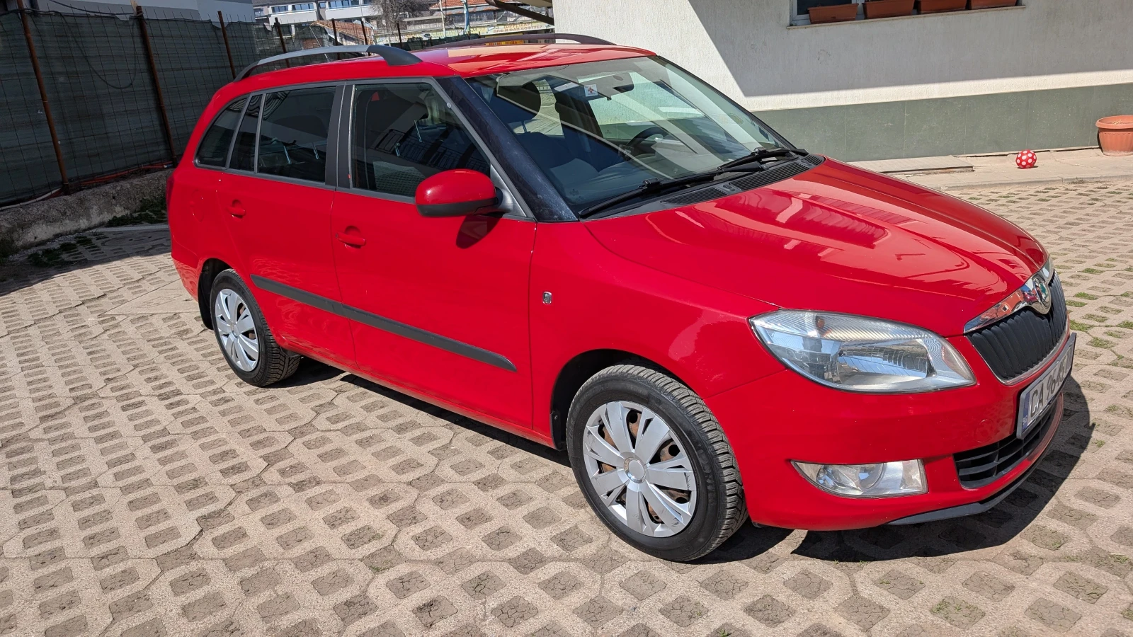 Skoda Fabia 1.6tdi, снимка 2 - Автомобили и джипове - 53850009