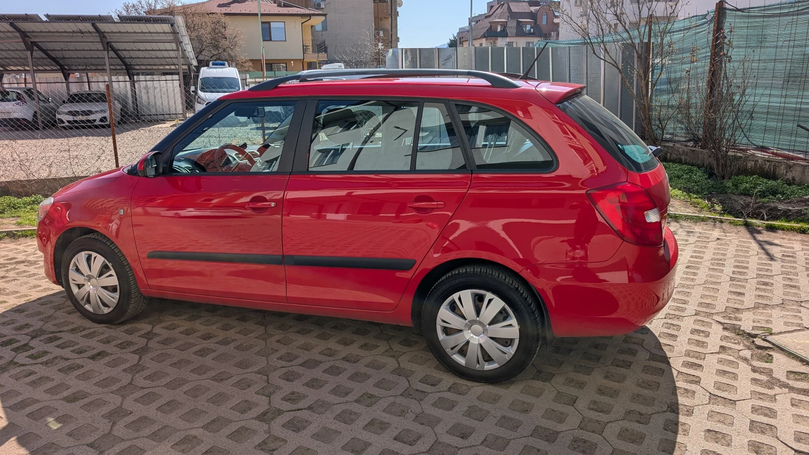 Skoda Fabia 1.6tdi, снимка 4 - Автомобили и джипове - 53850009