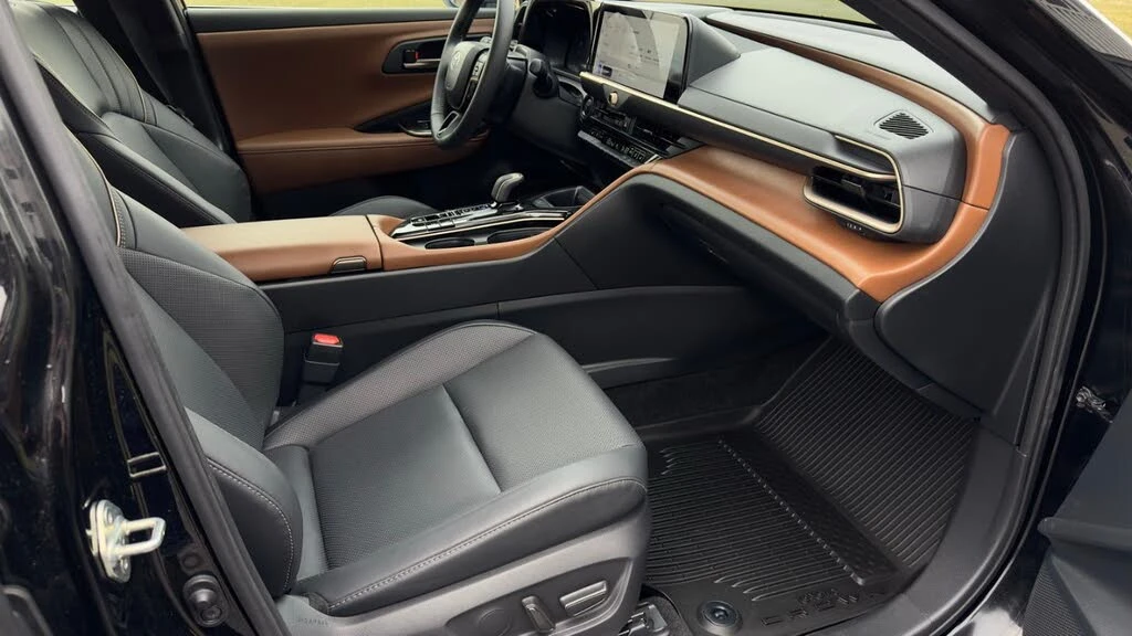 Toyota Crown Limited AWD | Mobile.bg � ����������� 15