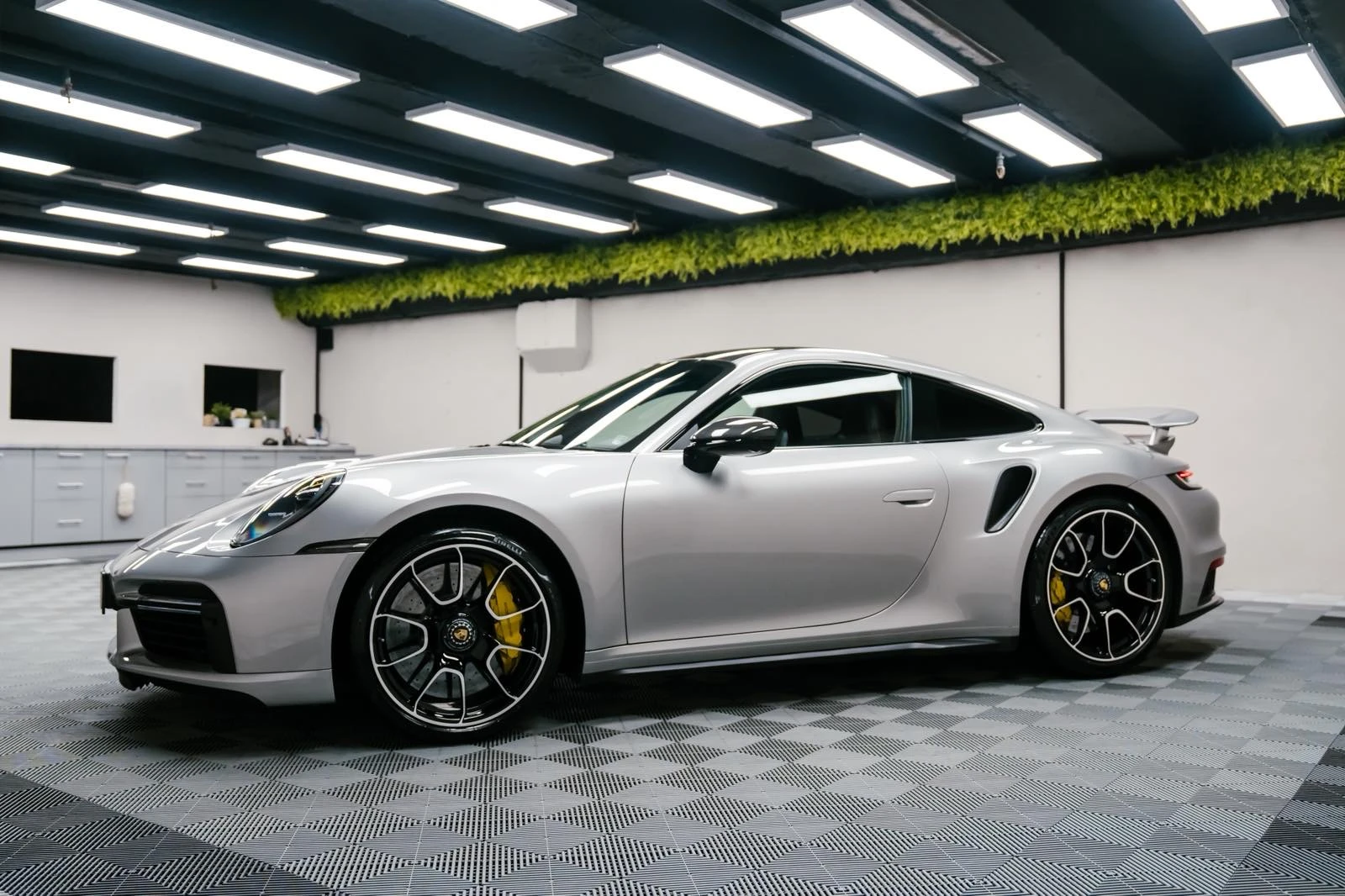 Porsche 911 992 Turbo S EXCLUSIVE Porsche Approved 04.2028г.