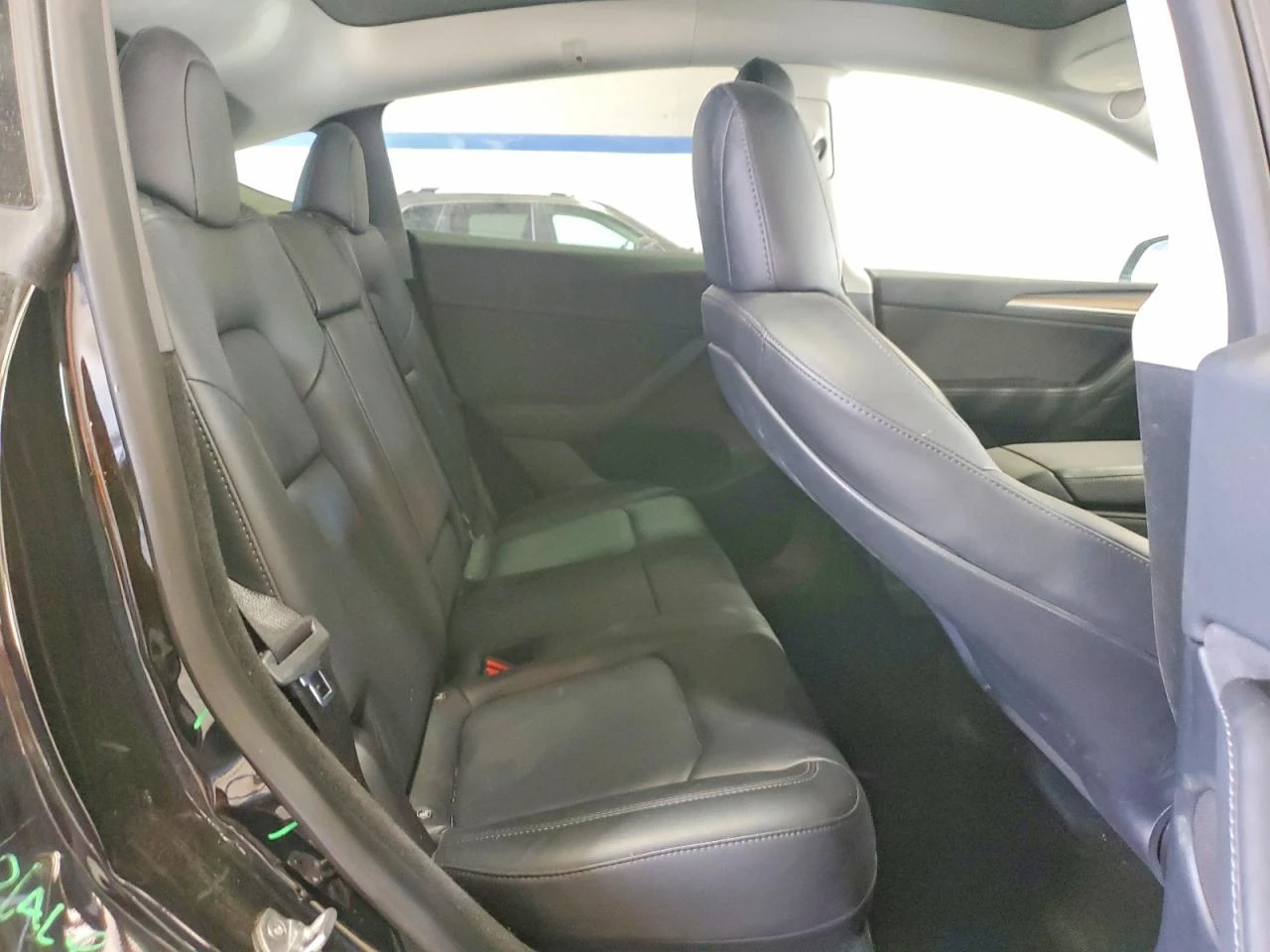 Tesla Model Y Performance AWD, снимка 10 - Автомобили и джипове - 54297370