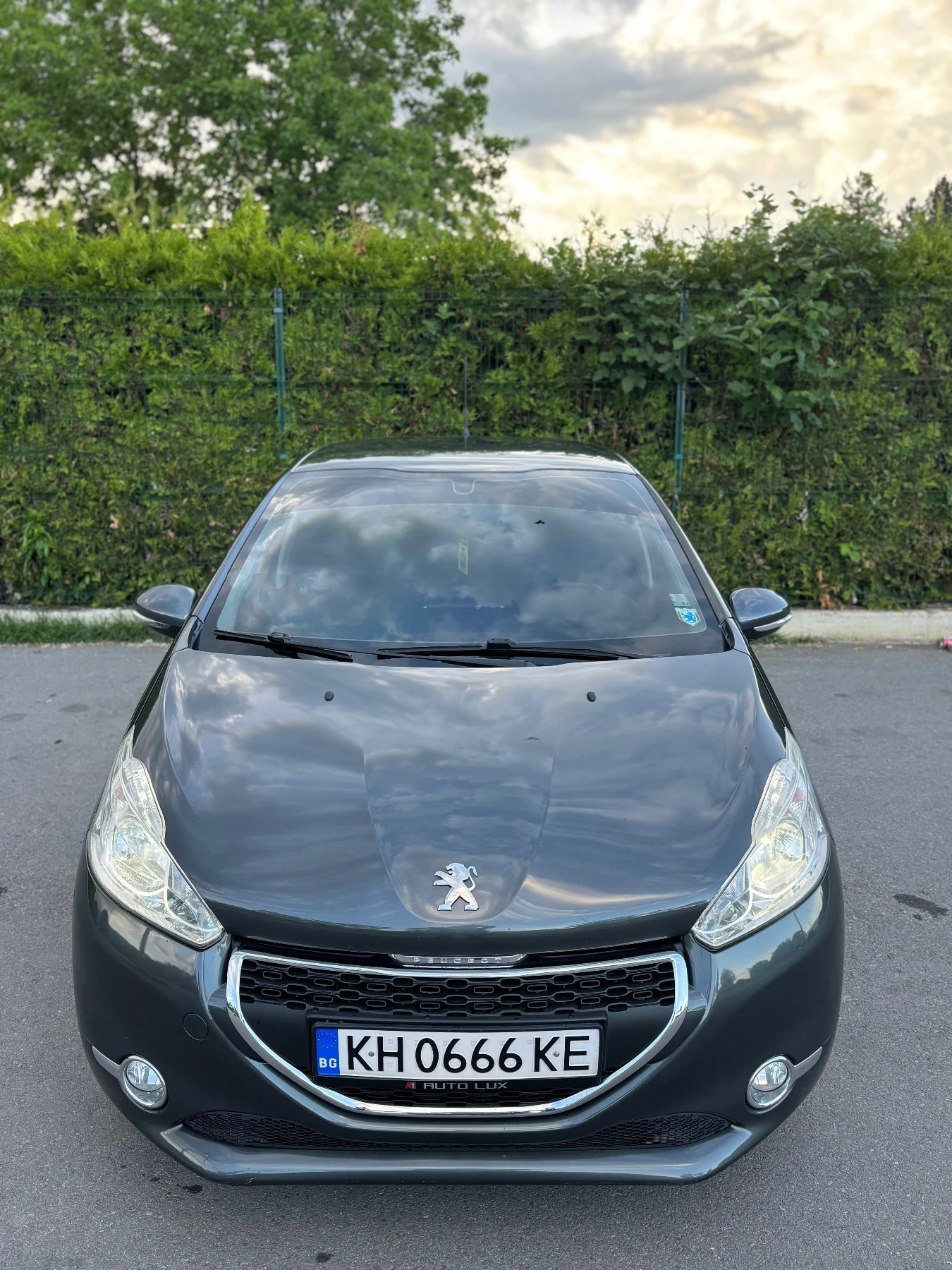 Peugeot 208 1.4HDI * КЛИМАТИК* СОБСТВЕН ЛИЗИНИГ* , снимка 4 - Автомобили и джипове - 54672983