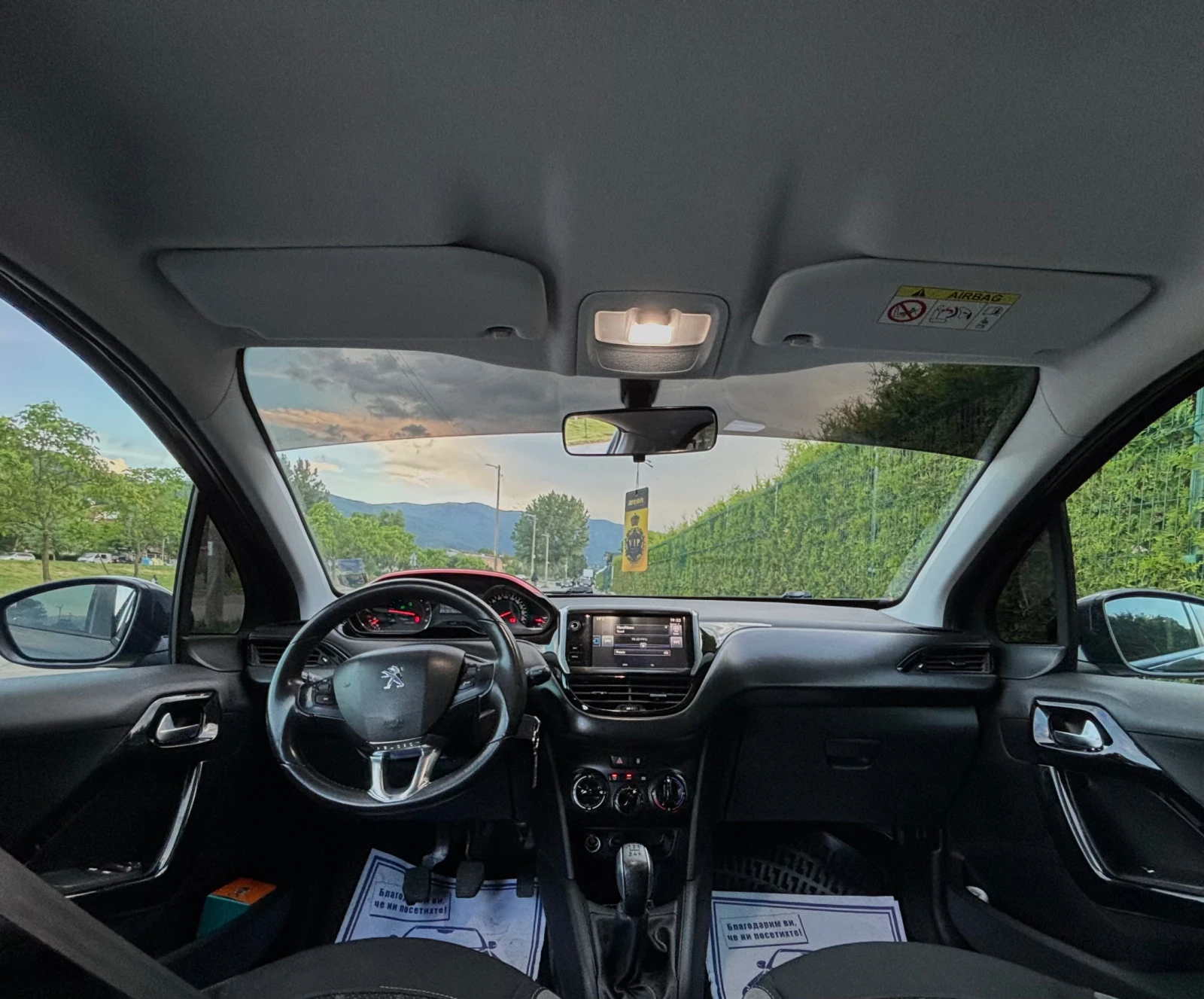 Peugeot 208 1.4HDI * КЛИМАТИК* СОБСТВЕН ЛИЗИНИГ* , снимка 11 - Автомобили и джипове - 54672983