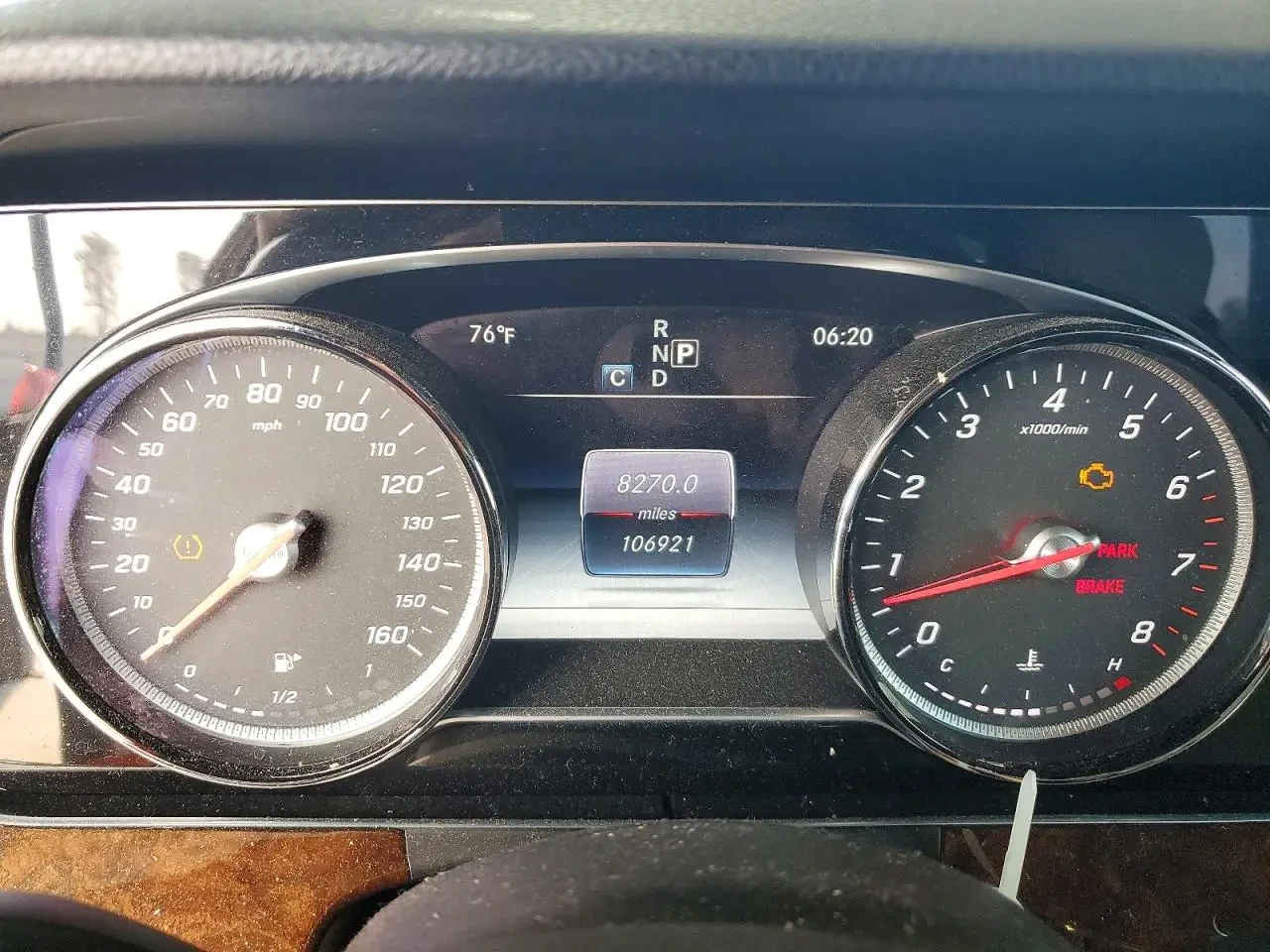 Mercedes-Benz E 300 4MATIC, снимка 10 - Автомобили и джипове - 54698240
