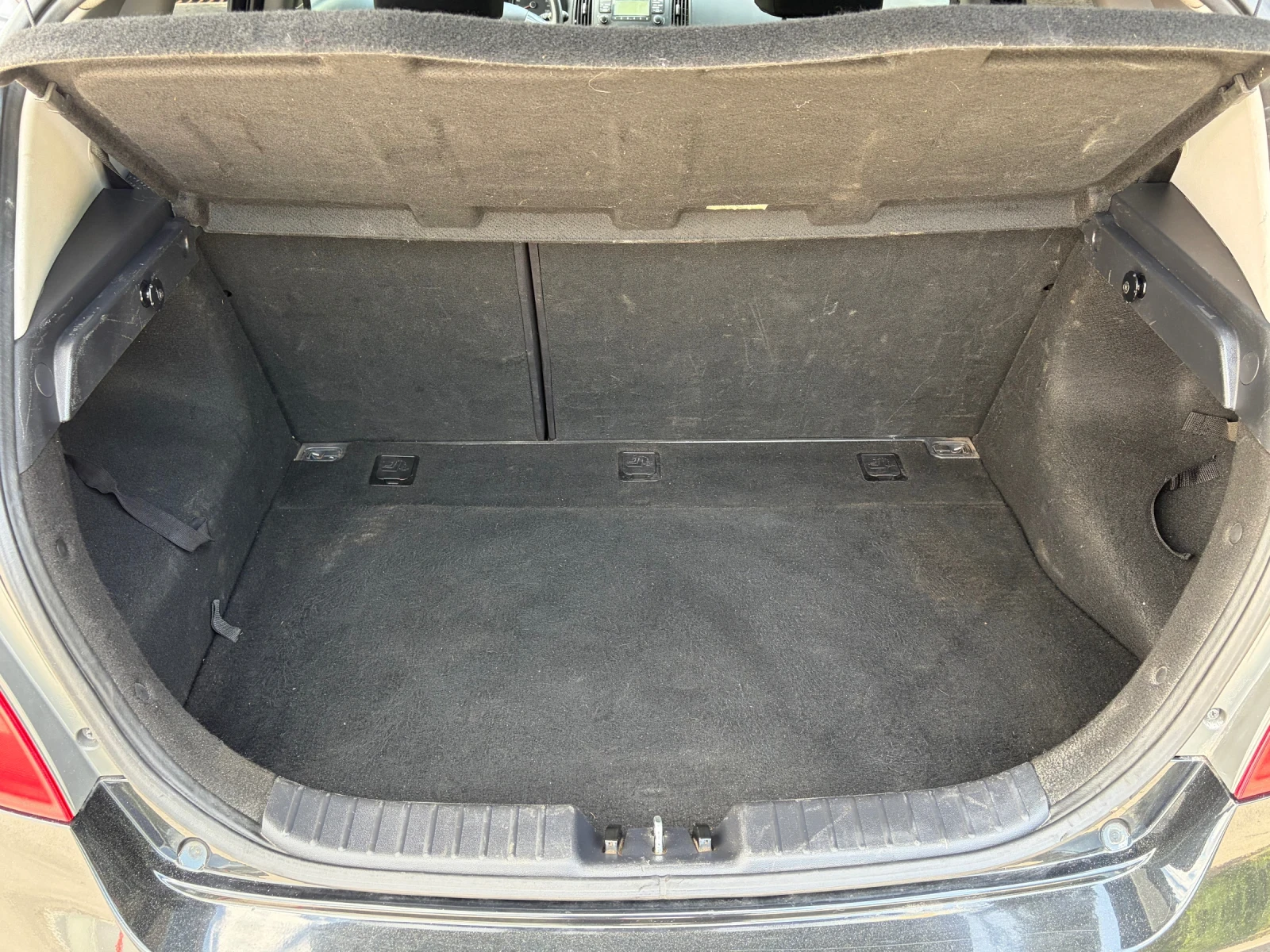 Hyundai I30, снимка 11 - Автомобили и джипове - 54700934