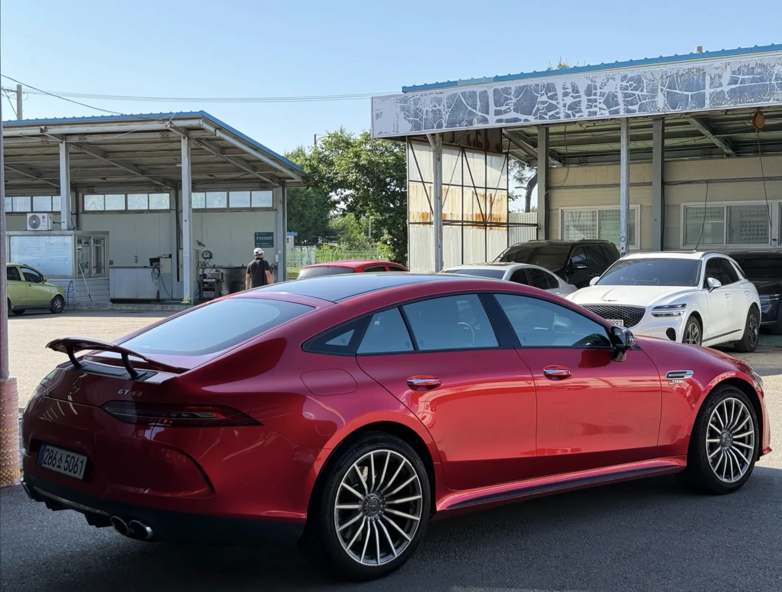 Mercedes-Benz AMG GT АВТОКРЕДИТ* BURMASTER* HEAD-UP* ОБДУХВАНЕ* 360* , снимка 3 - Автомобили и джипове - 54779674
