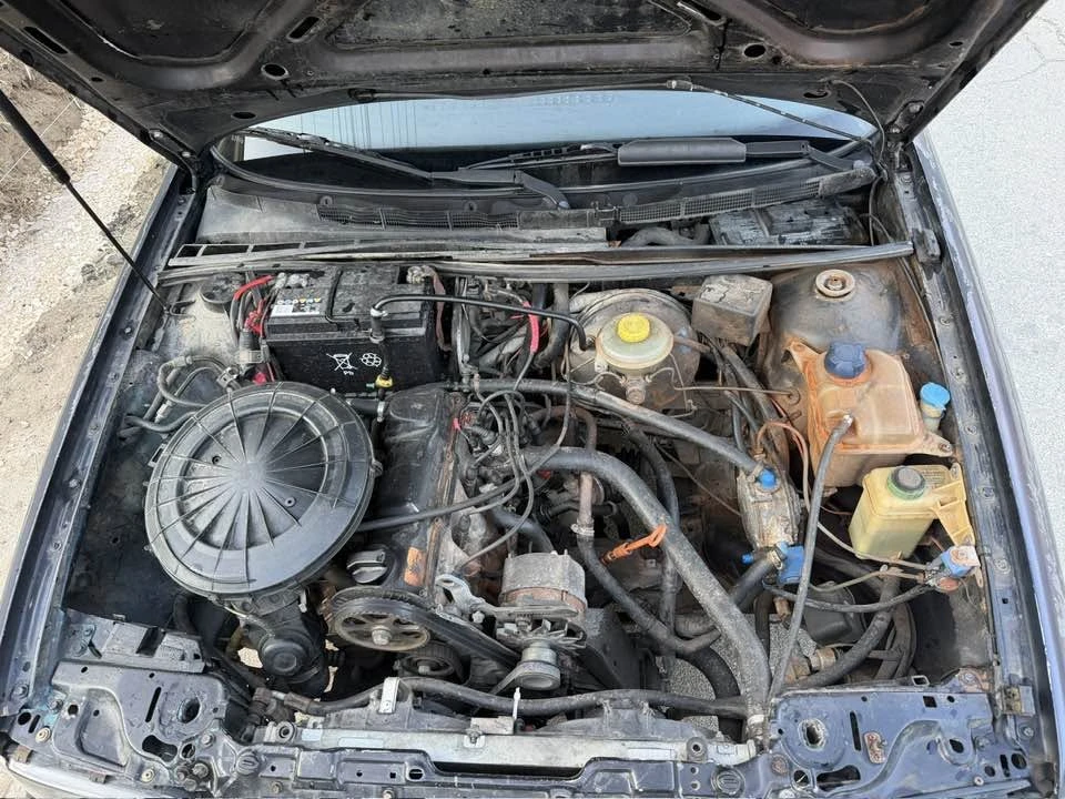 Audi 80 b4 1.6 газ клима, снимка 12 - Автомобили и джипове - 54922798