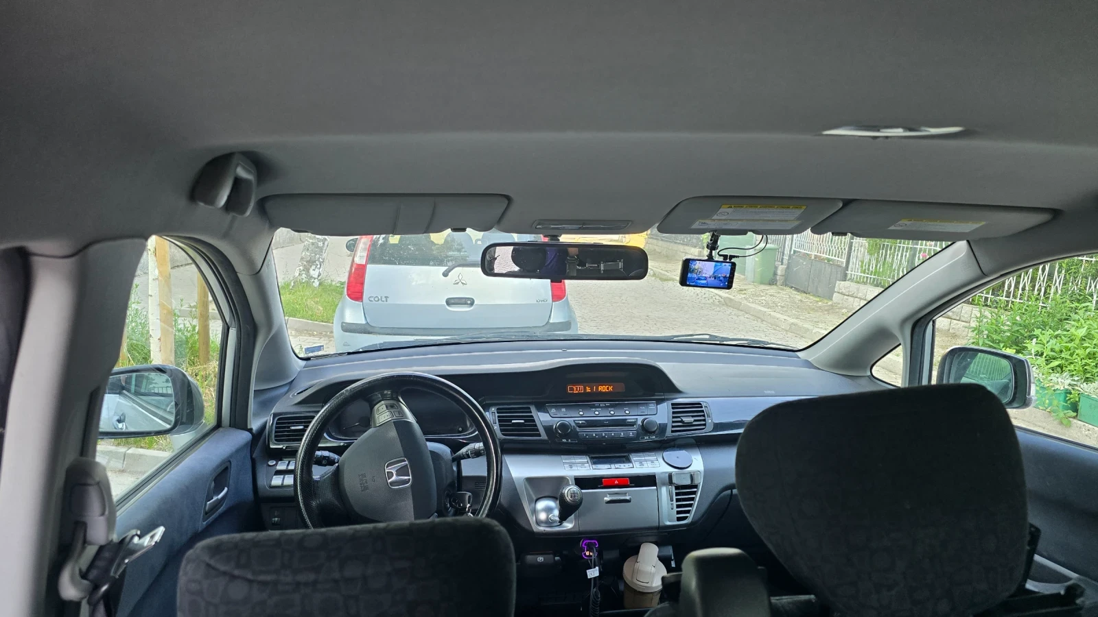 Honda Fr-v, снимка 6 - Автомобили и джипове - 54971711